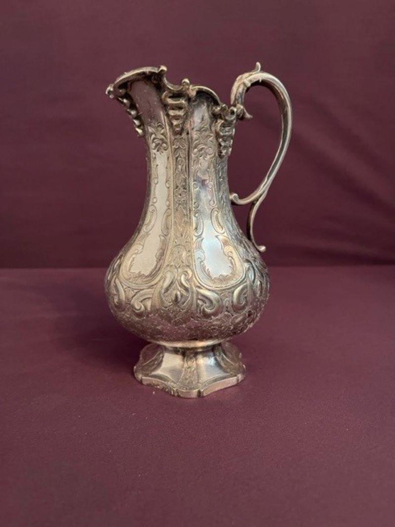 Victorian Sheffield Silver Coffee pot and Milk Jug For Sale 5