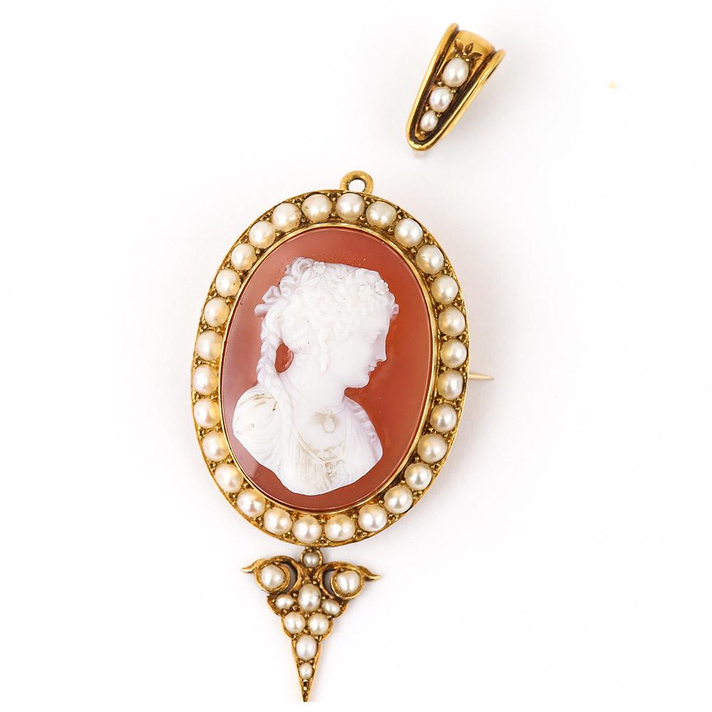 Women's Victorian Shell Cameo and Pearl Pendant Brooch 15 Karat Gold, circa 1890