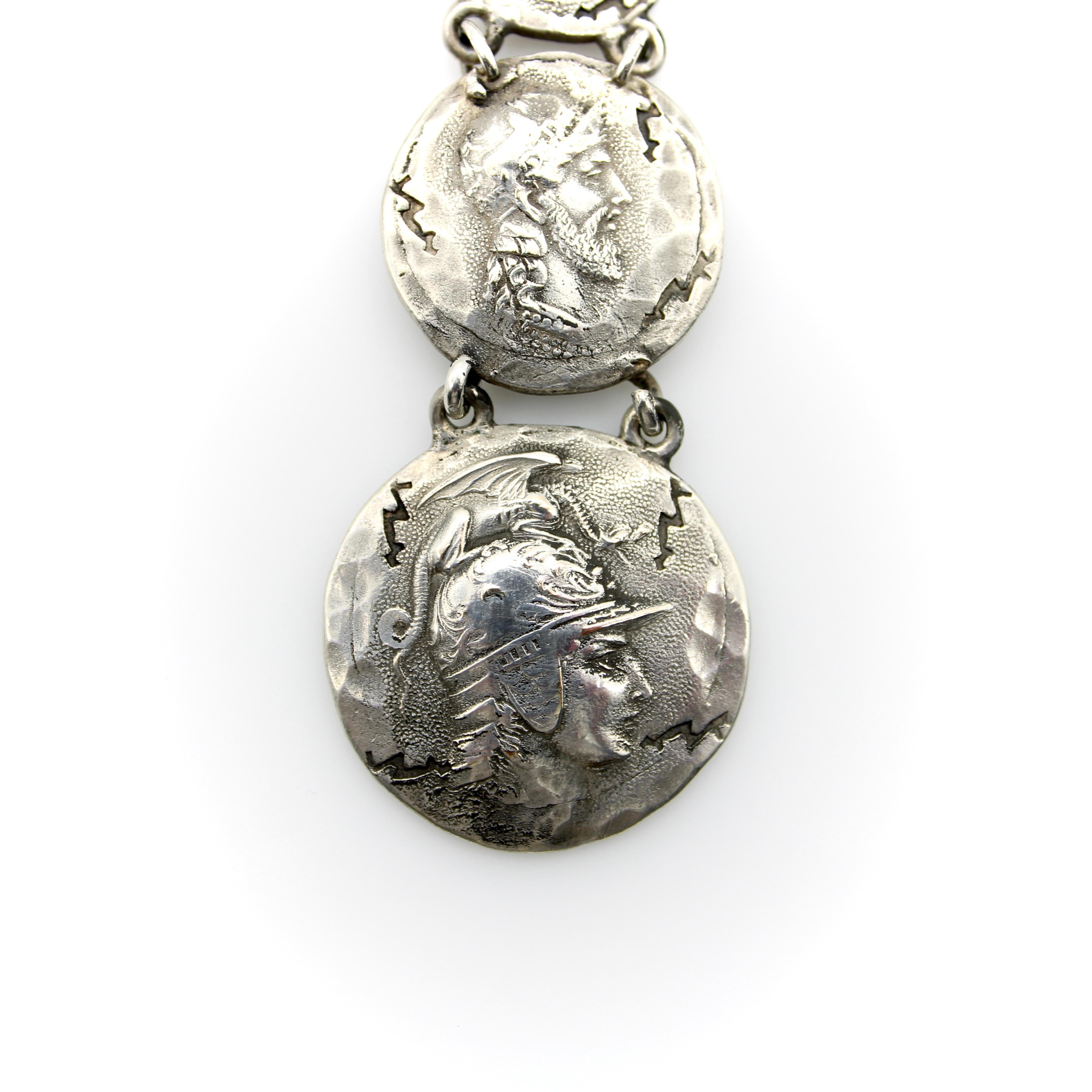 Victorian Shiebler Homeric Sterling Silver Graduated Watch Fob In Good Condition For Sale In Venice, CA