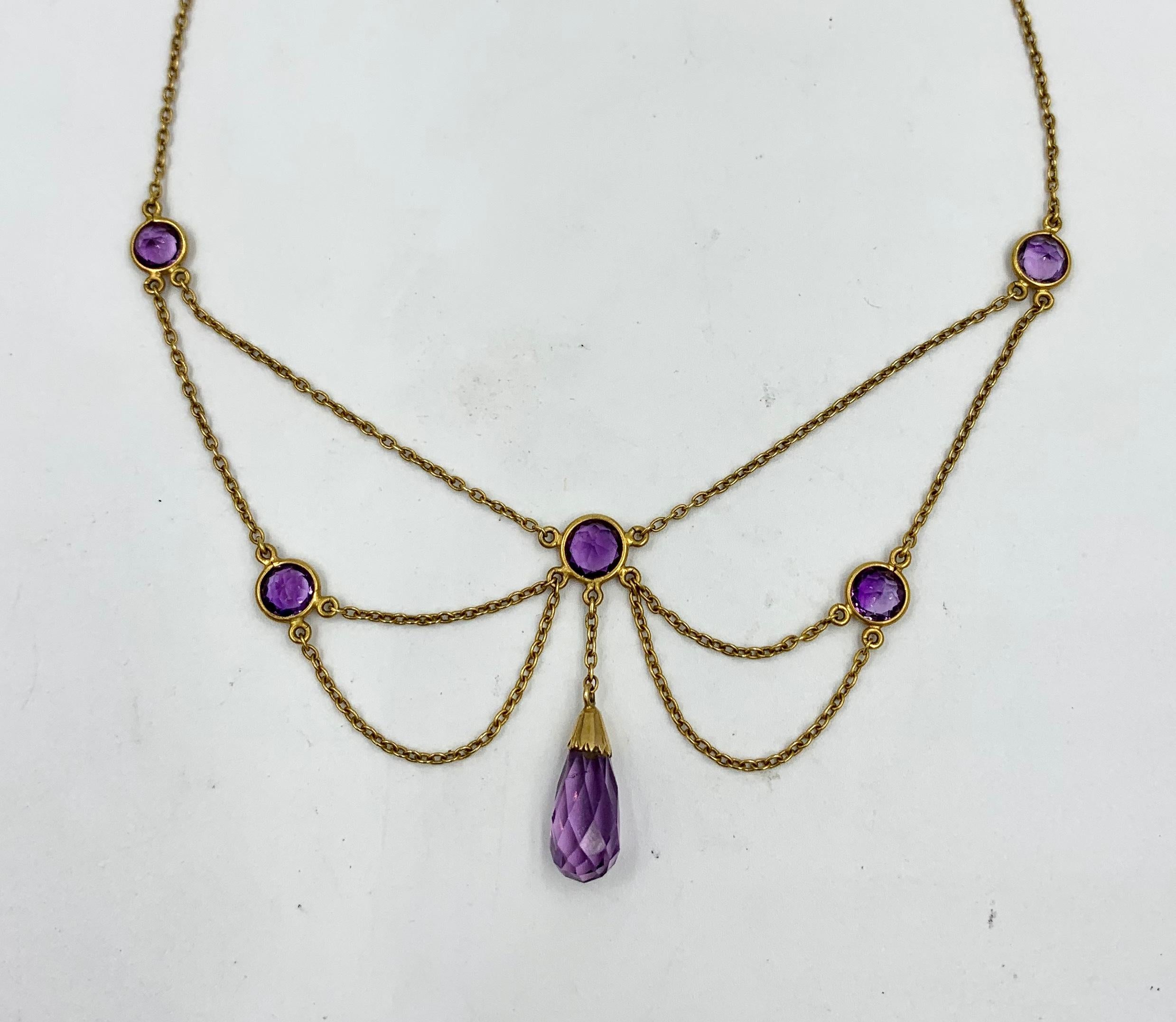 Viktorianische sibirische Amethyst-Festoon-Halskette aus 14 Karat Gold Briolette im Angebot 1