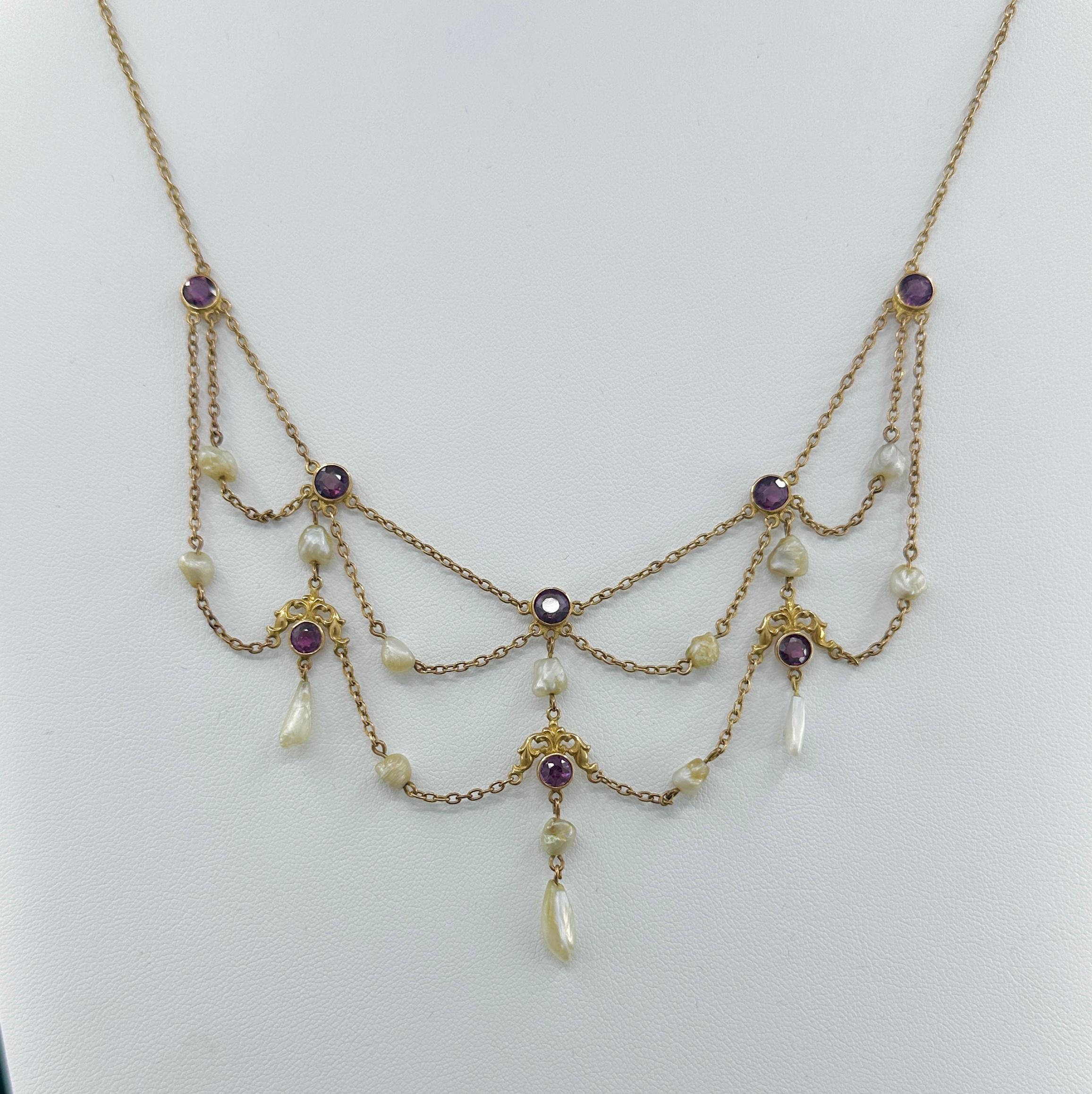 Vittoriano Collana vittoriana con festone di perle naturali ametista siberiana in oro 14 carati in vendita