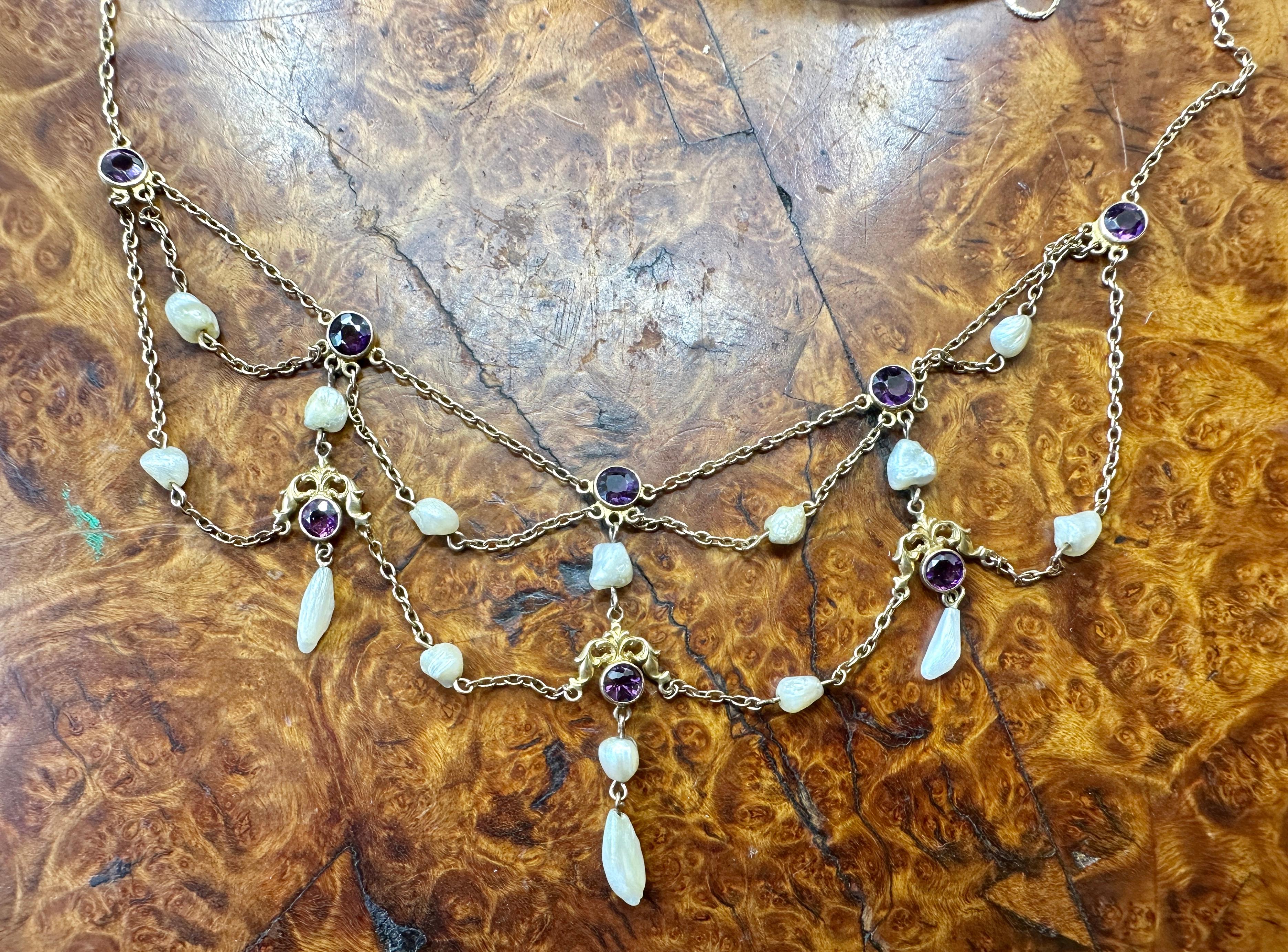 Collana vittoriana con festone di perle naturali ametista siberiana in oro 14 carati in vendita 1