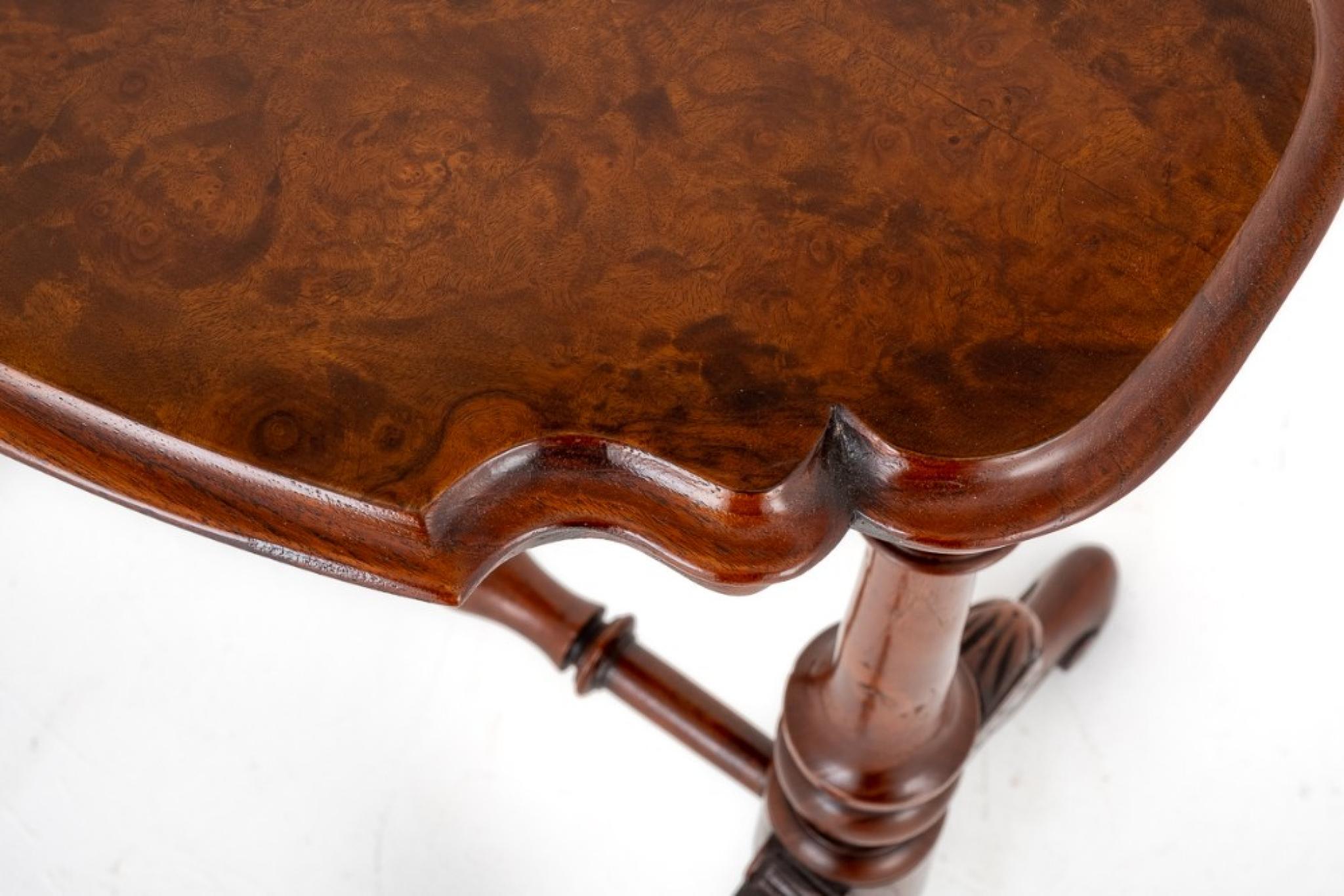 Victorien Table d'appoint victorienne en acajou, 1860 en vente