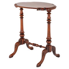 Mesa auxiliar victoriana de caoba para ocasiones 1860