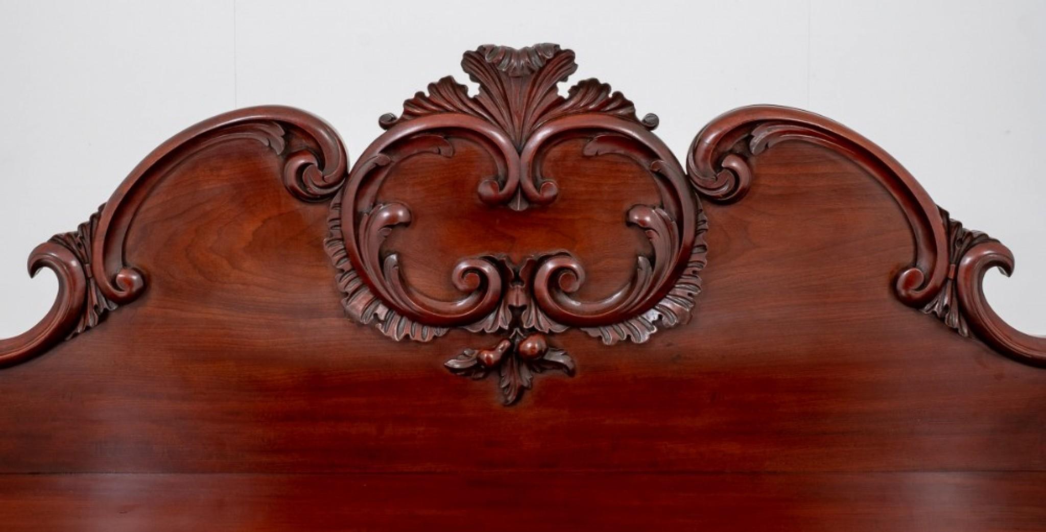Victorian Sideboard - Mahogany Pedestal Server 1870 For Sale 4