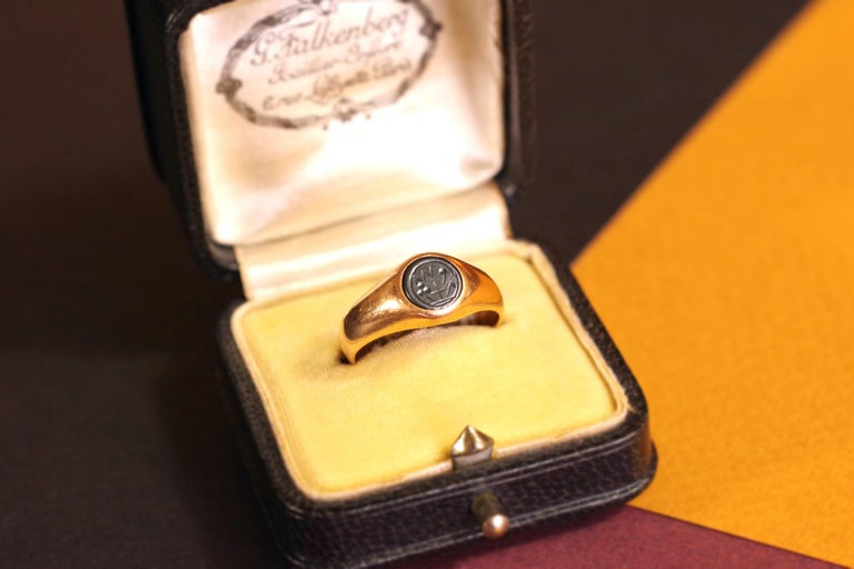 Victorian Signet Intaglio Ring in 18k Rose Gold, Intaglio Men Ring at  1stDibs
