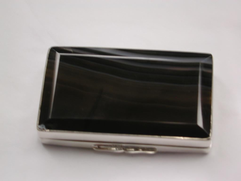 Late 19th Century Victorian Silver and Banded Agate Snuff Box, Henry William Curry, London, 1873