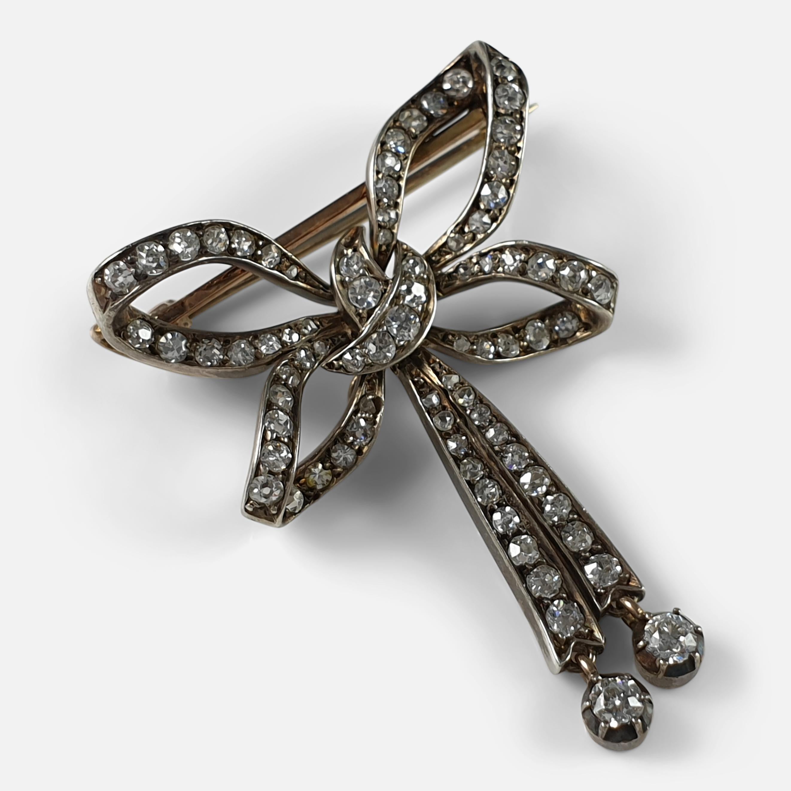 Victorian Silver and Gold Diamond Bow Brooch, circa 1890s In Good Condition For Sale In Glasgow, GB