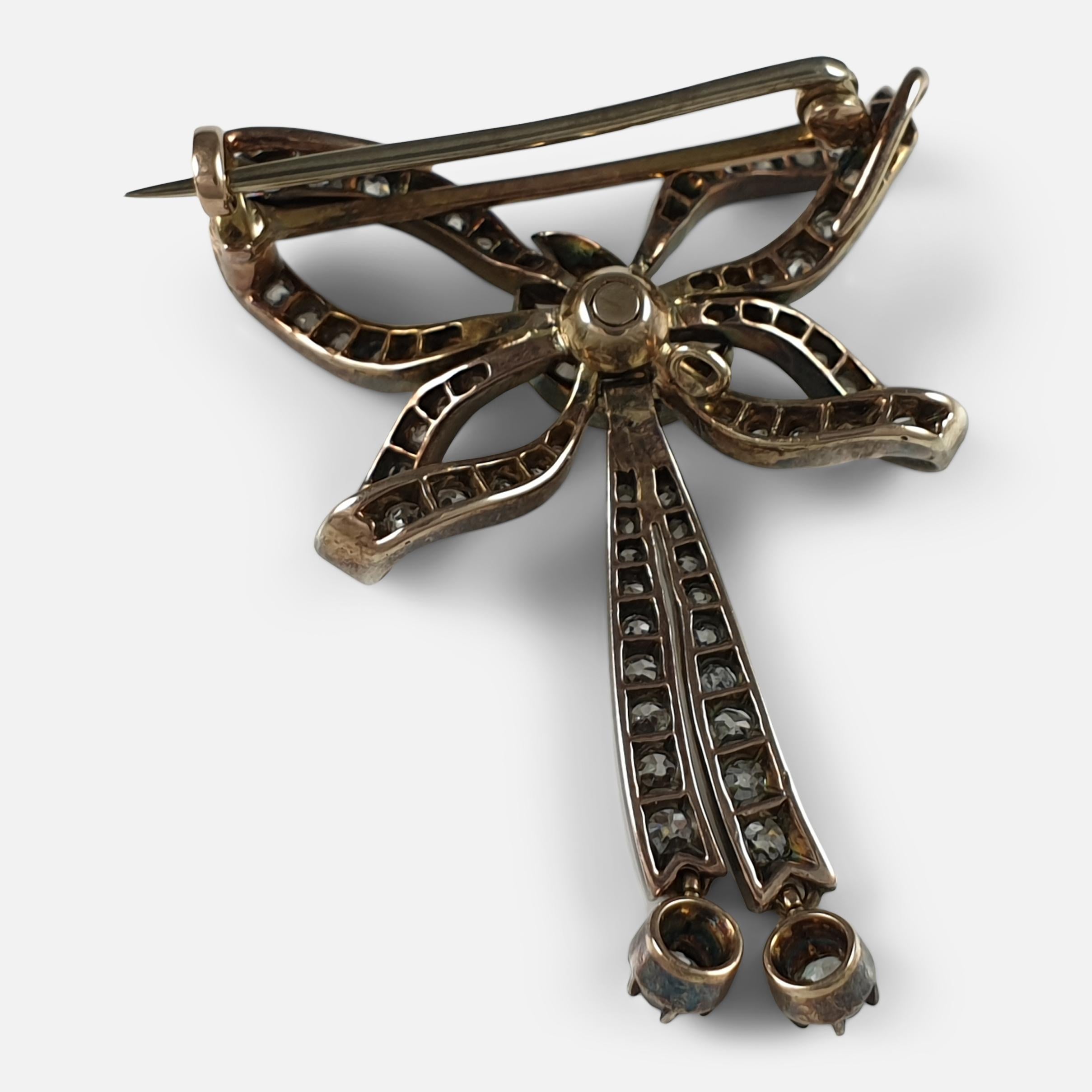 Women's or Men's Victorian Silver and Gold Diamond Bow Brooch For Sale