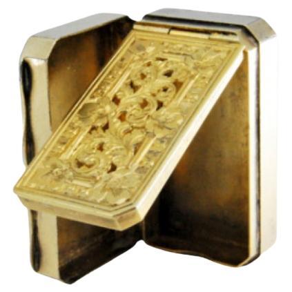 Victorian silver and gold vinaigrette box with smooth lid