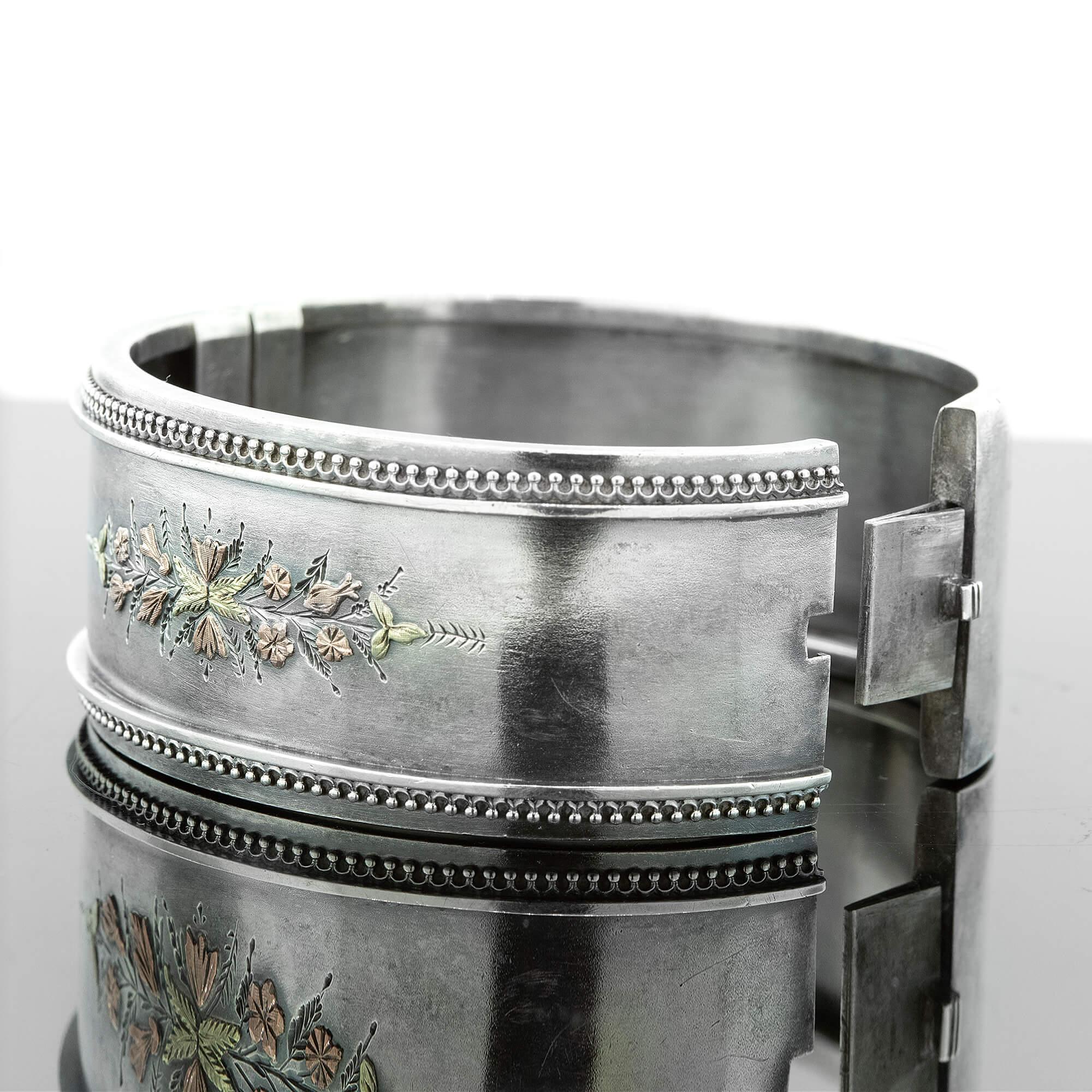 Victorian Silver Bangle with Gold Floral Inlay Circa 1185 In Good Condition For Sale In ADELAIDE, SA