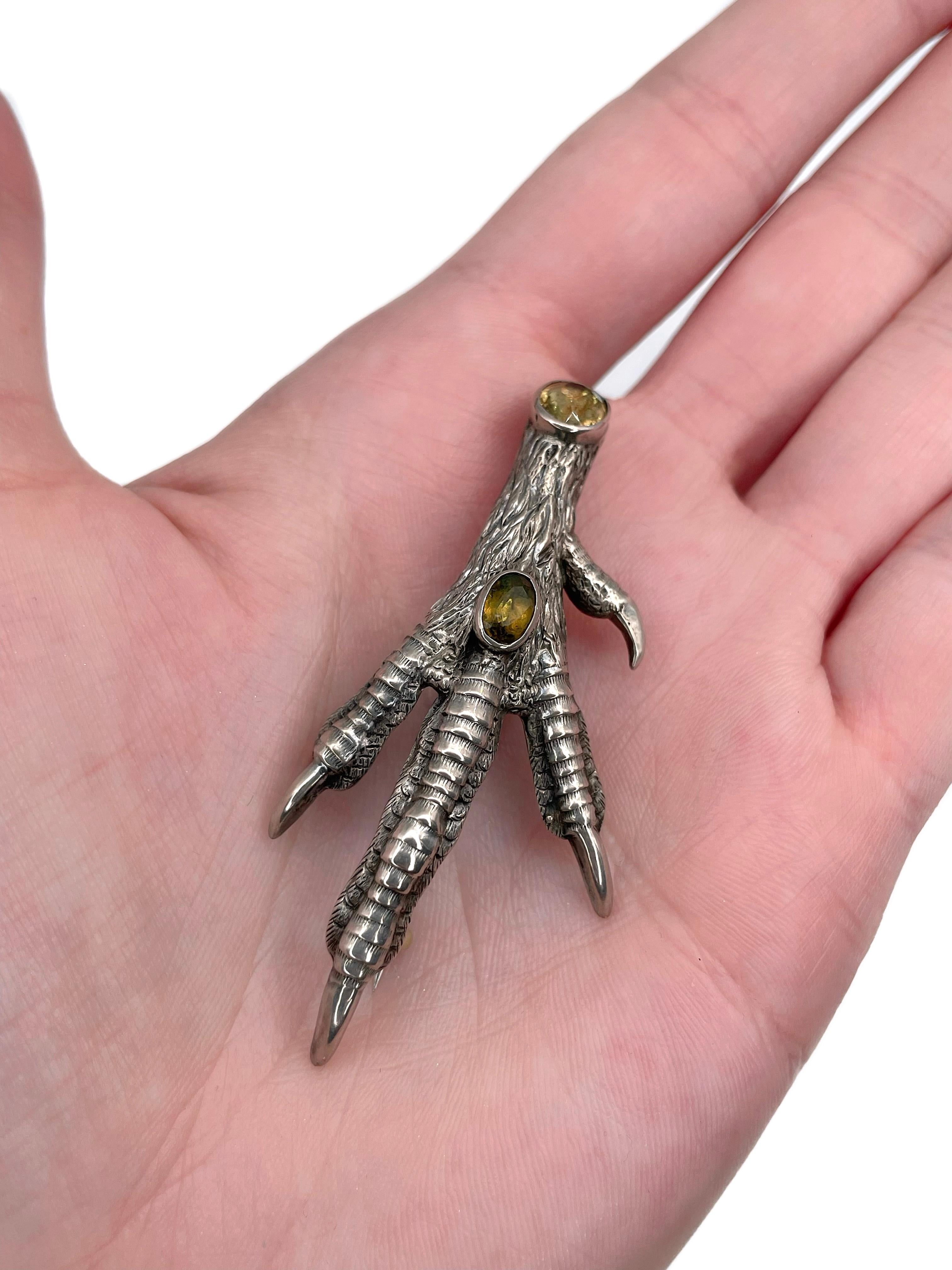 Victorian Silver Citrine Bird Claw Shape Pin Brooch In Good Condition For Sale In Vilnius, LT