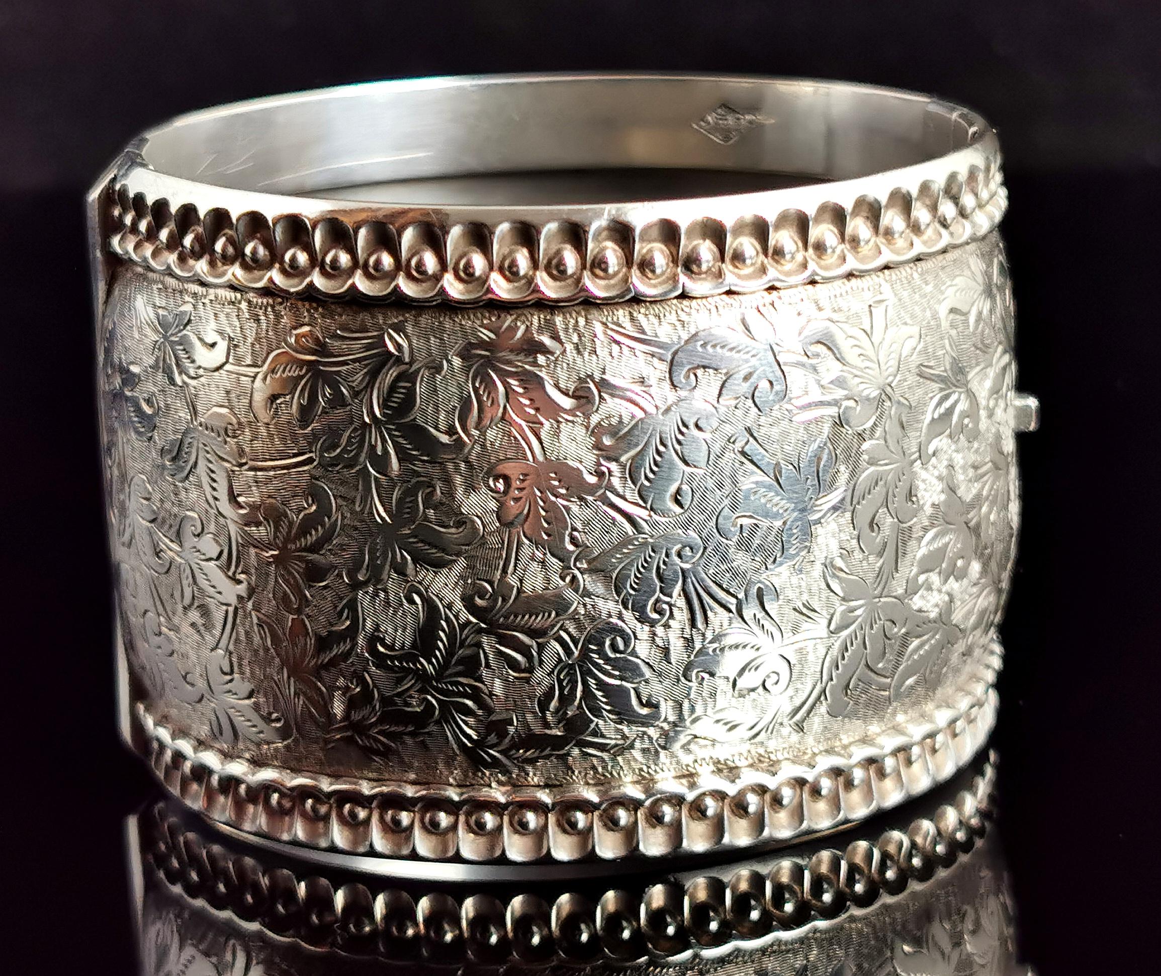 Victorian silver cuff bangle, wide, Aesthetic era  7