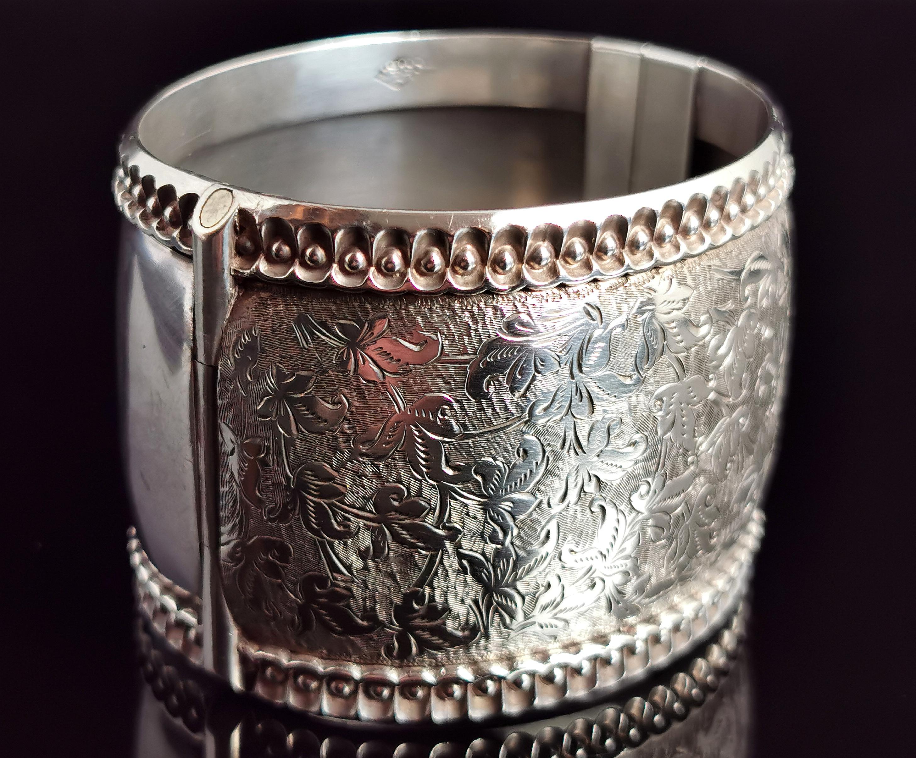 Victorian silver cuff bangle, wide, Aesthetic era  9