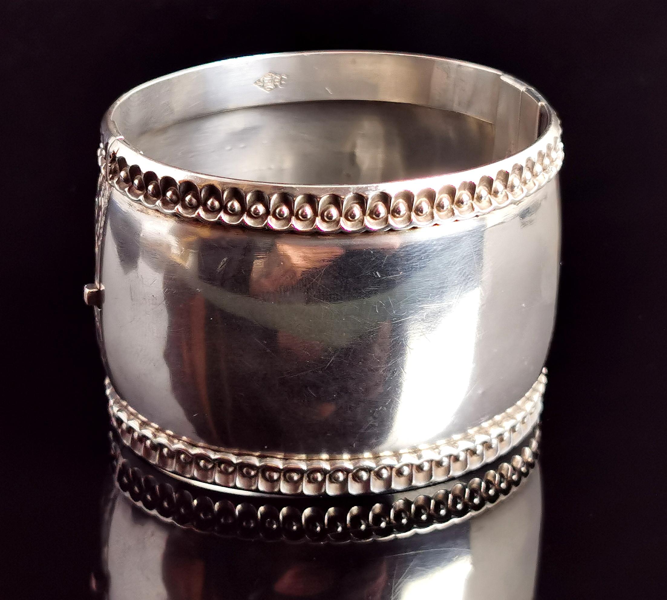 Victorian silver cuff bangle, wide, Aesthetic era  4