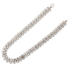 Collier à maillons plats en argent gravé de l'époque victorienne Circa 1880
