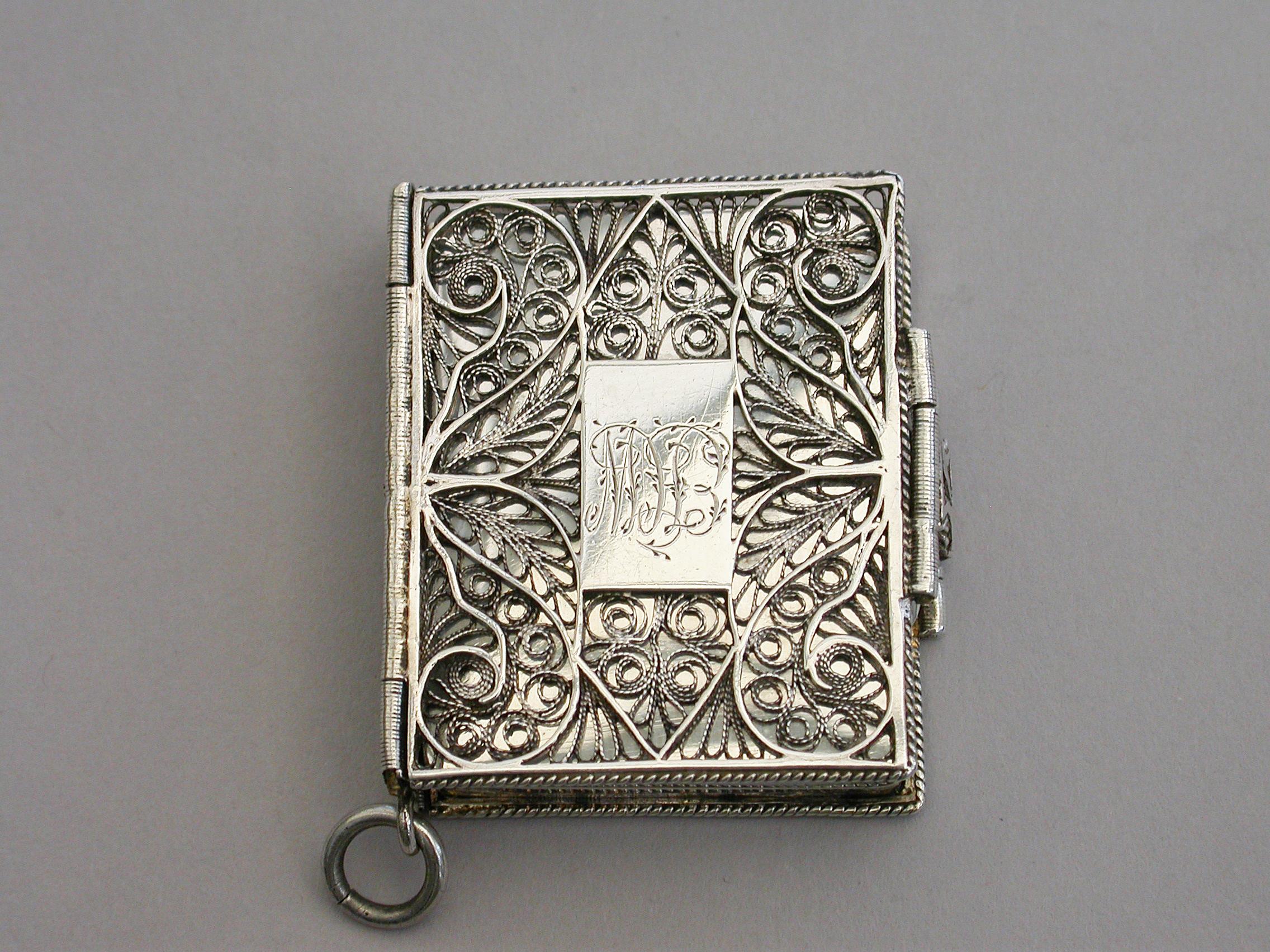 Victorian Silver Family Bible Vinaigrette, by George Unite, Birmingham, 1880 9