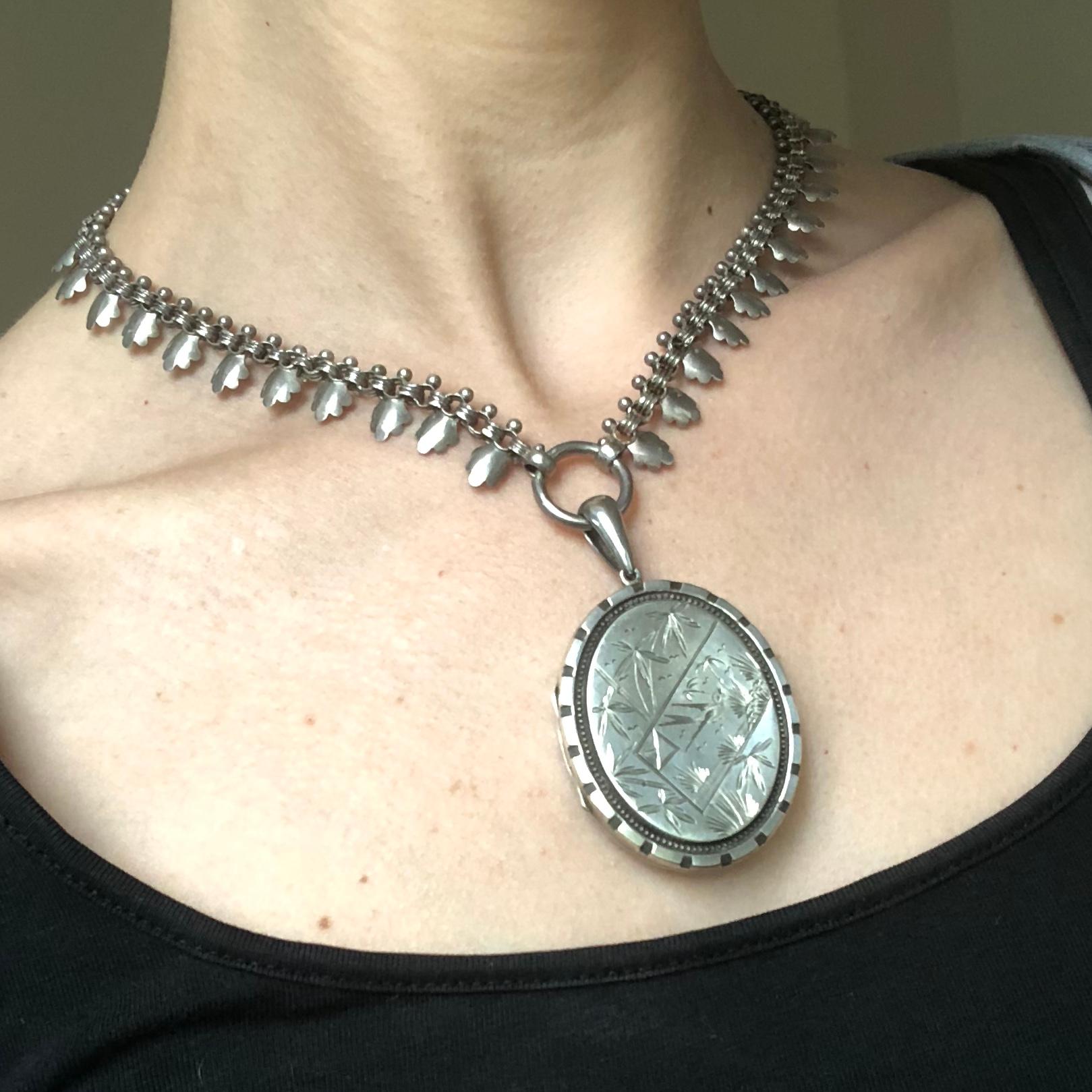 Victorian Silver Locket with Bird and Floral Detail 6