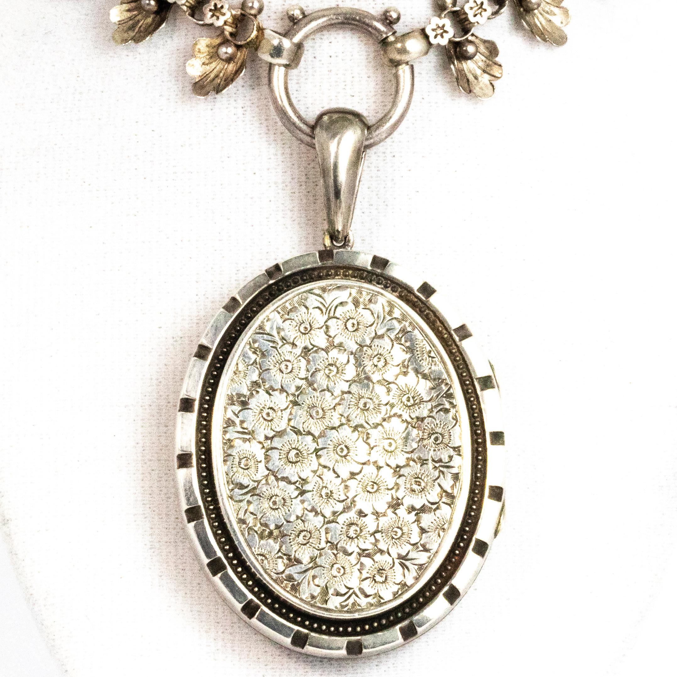 Victorian Silver Locket with Bird and Floral Detail 1