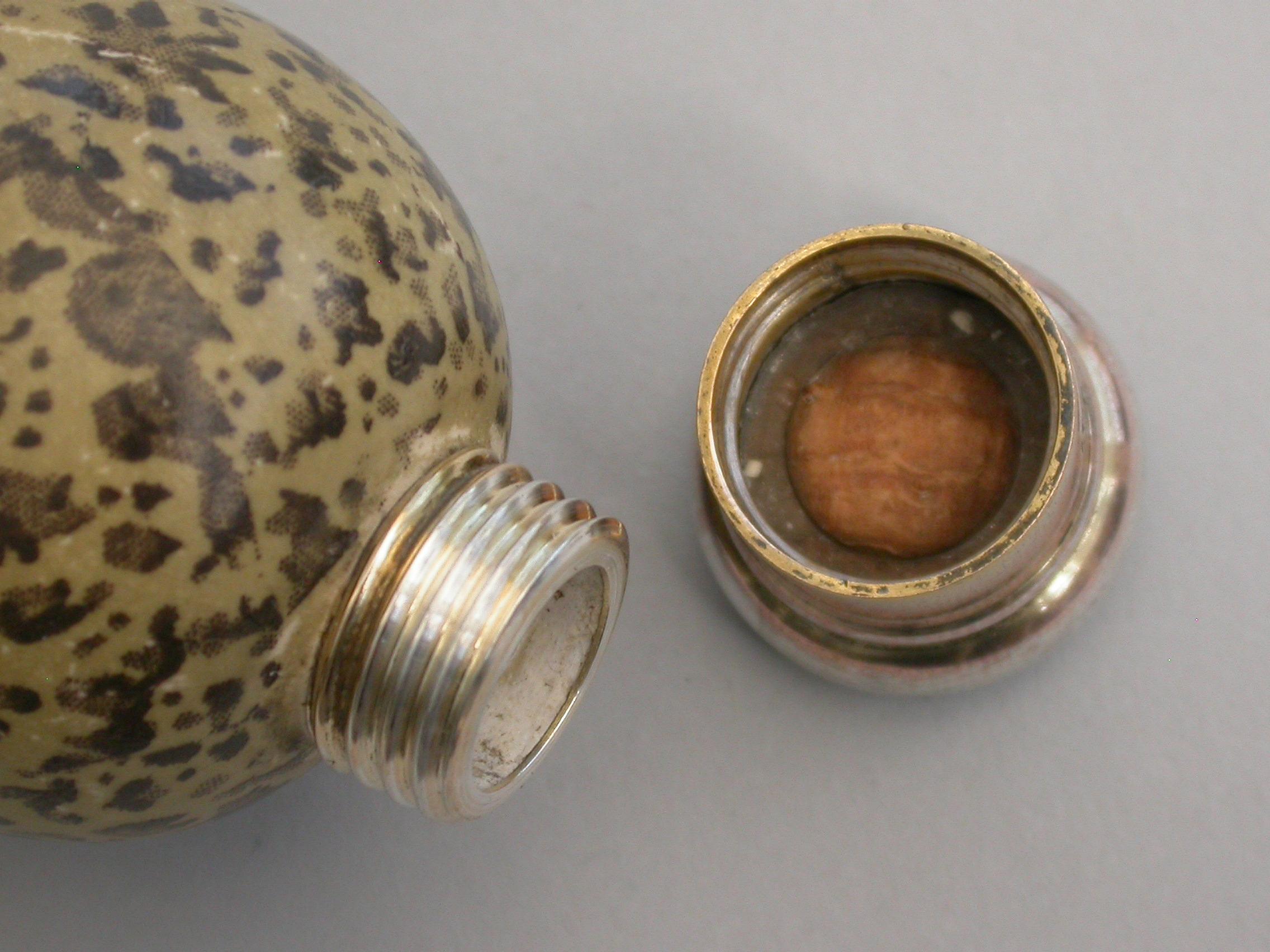 Victorian Silver and Macintyre Ceramic Black Headed Gulls Egg Scent Bottle, 1884 For Sale 5