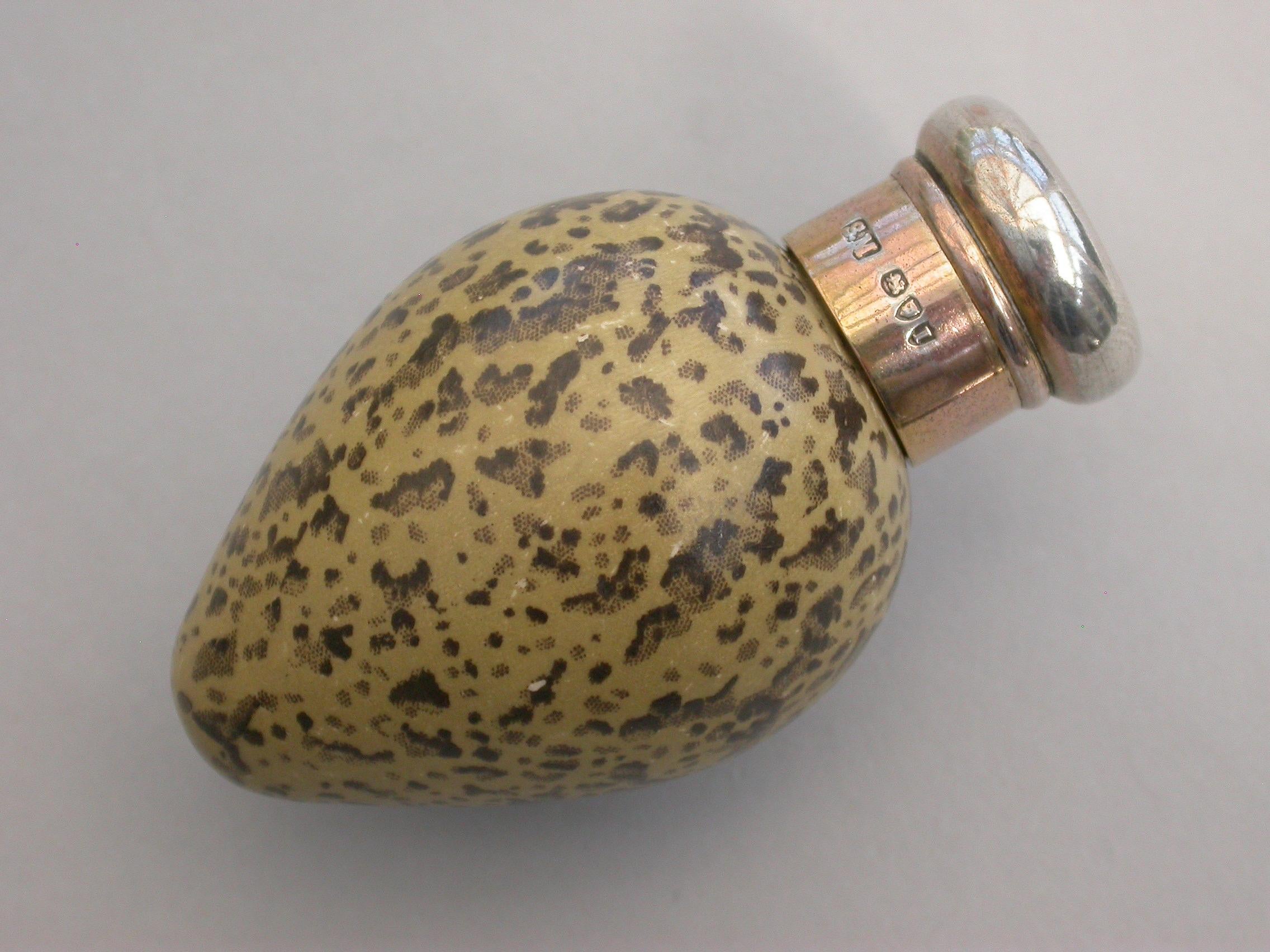 Victorian Silver and Macintyre Ceramic Black Headed Gulls Egg Scent Bottle, 1884 For Sale 1