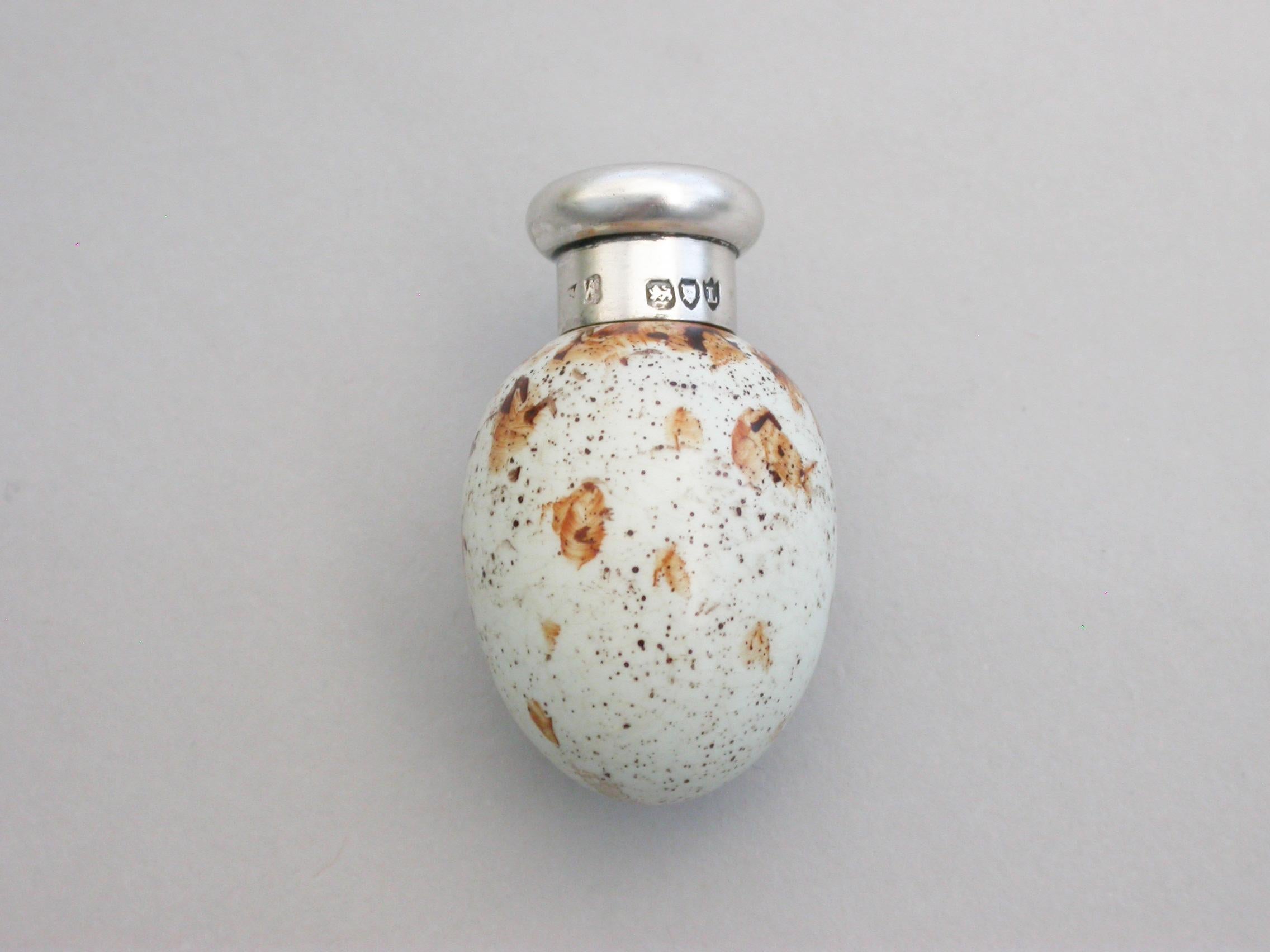 Late 19th Century Victorian Silver & MacIntyre Ceramic Marsh Warblers Egg Scent Bottle, 1886 For Sale