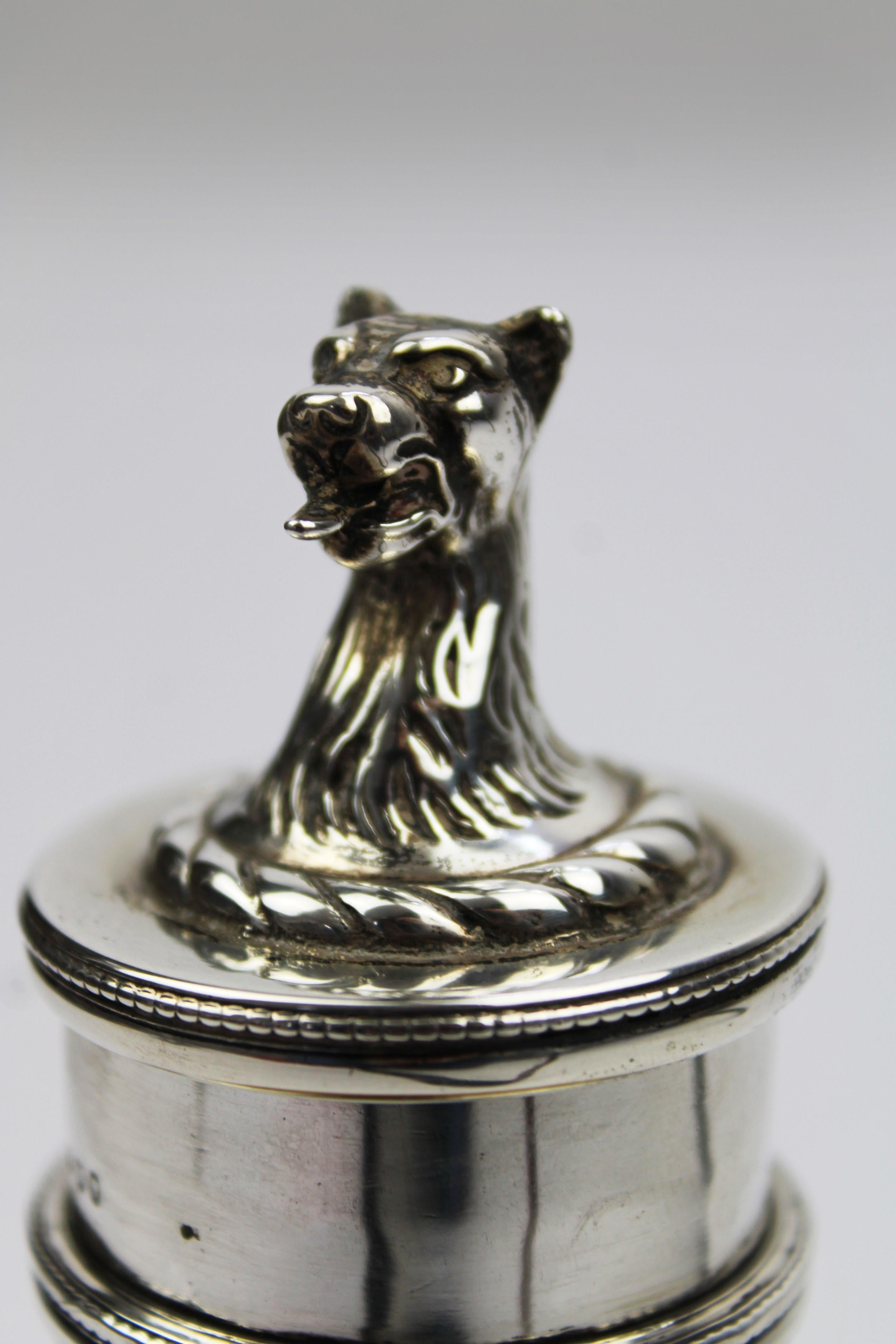 Victorian Silver mounted Amber Decanter Lion Stopper Hallmarked London 1898 For Sale 2