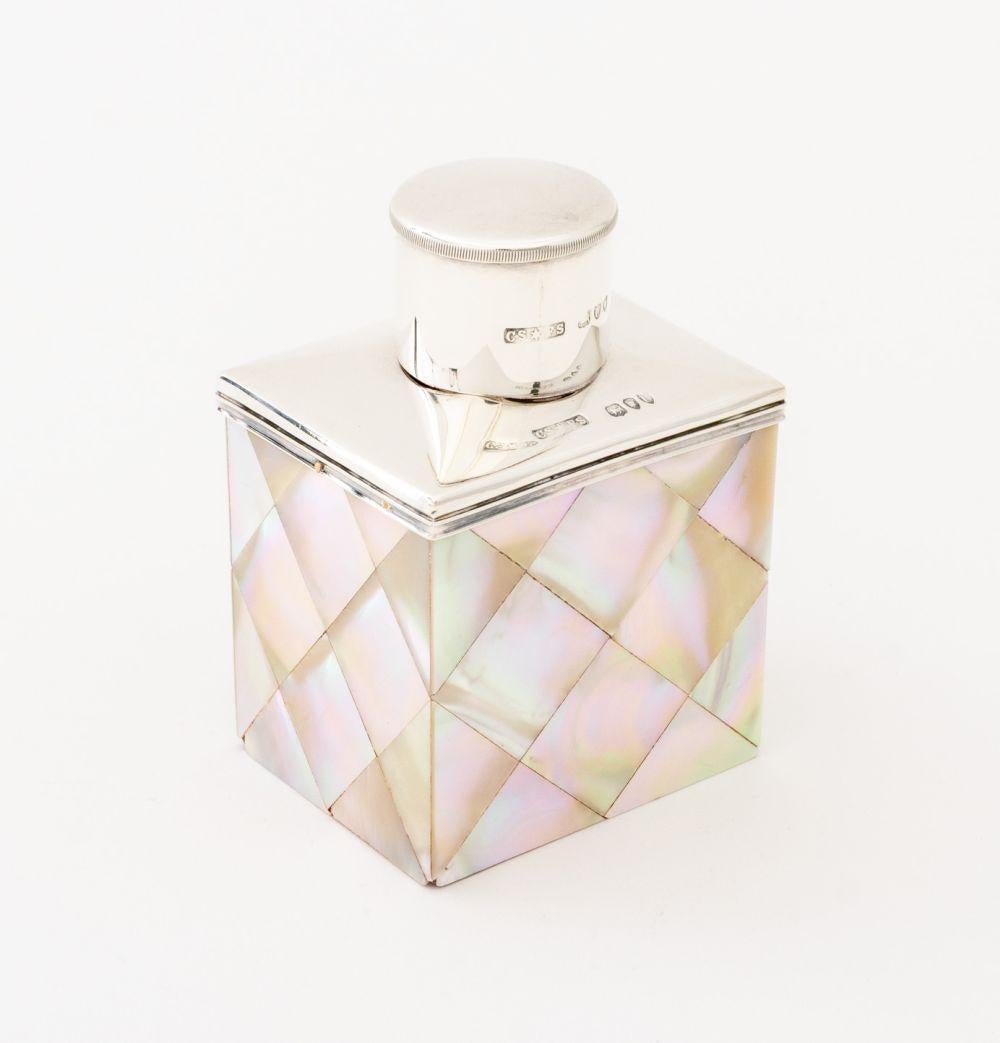 Porta tè vittoriano in madreperla montato in argento In condizioni buone in vendita a Astoria, NY