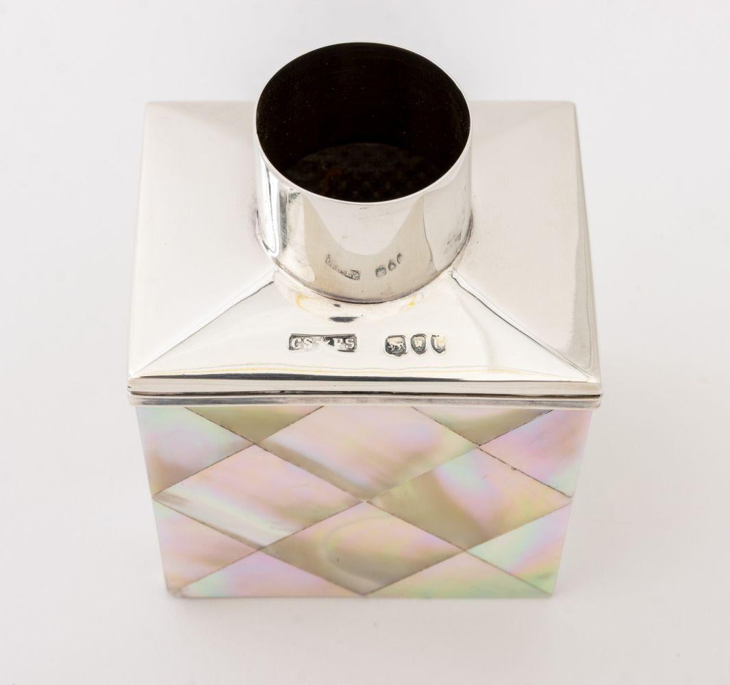 Porta tè vittoriano in madreperla montato in argento in vendita 1