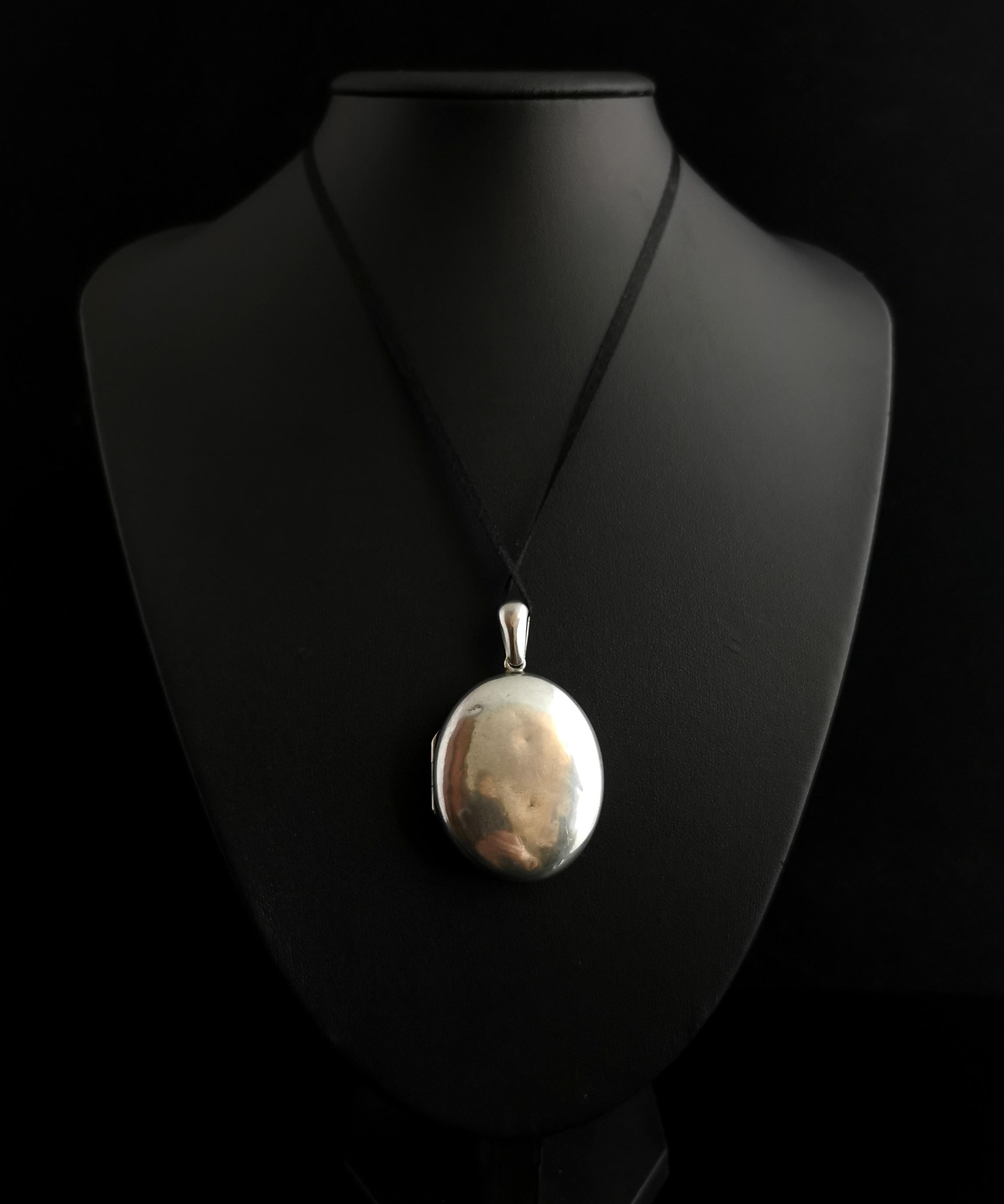 Viktorianische Silber-Trauer-Medaillon:: monogrammiert:: graviert 6