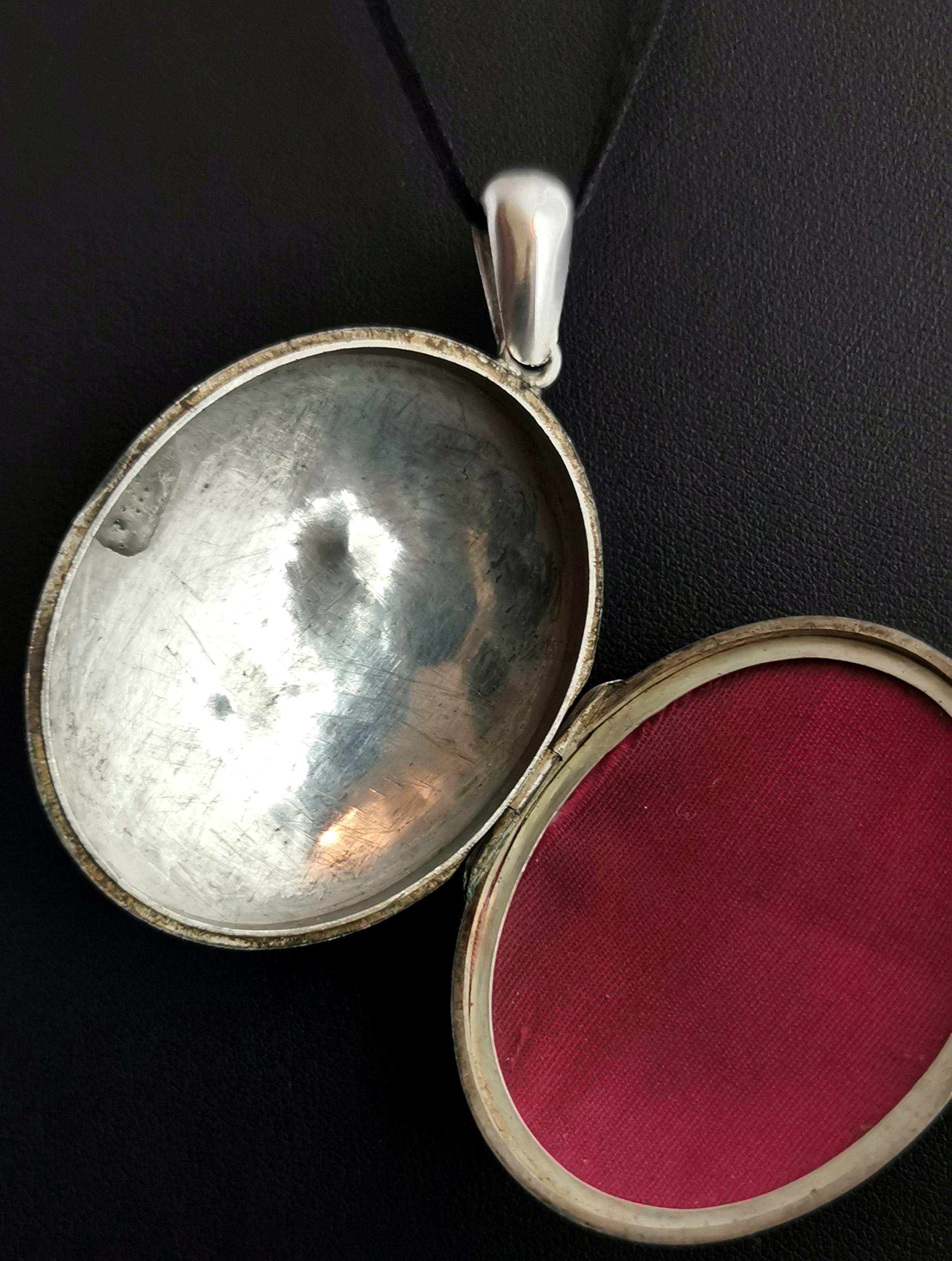 Viktorianische Silber-Trauer-Medaillon:: monogrammiert:: graviert 1