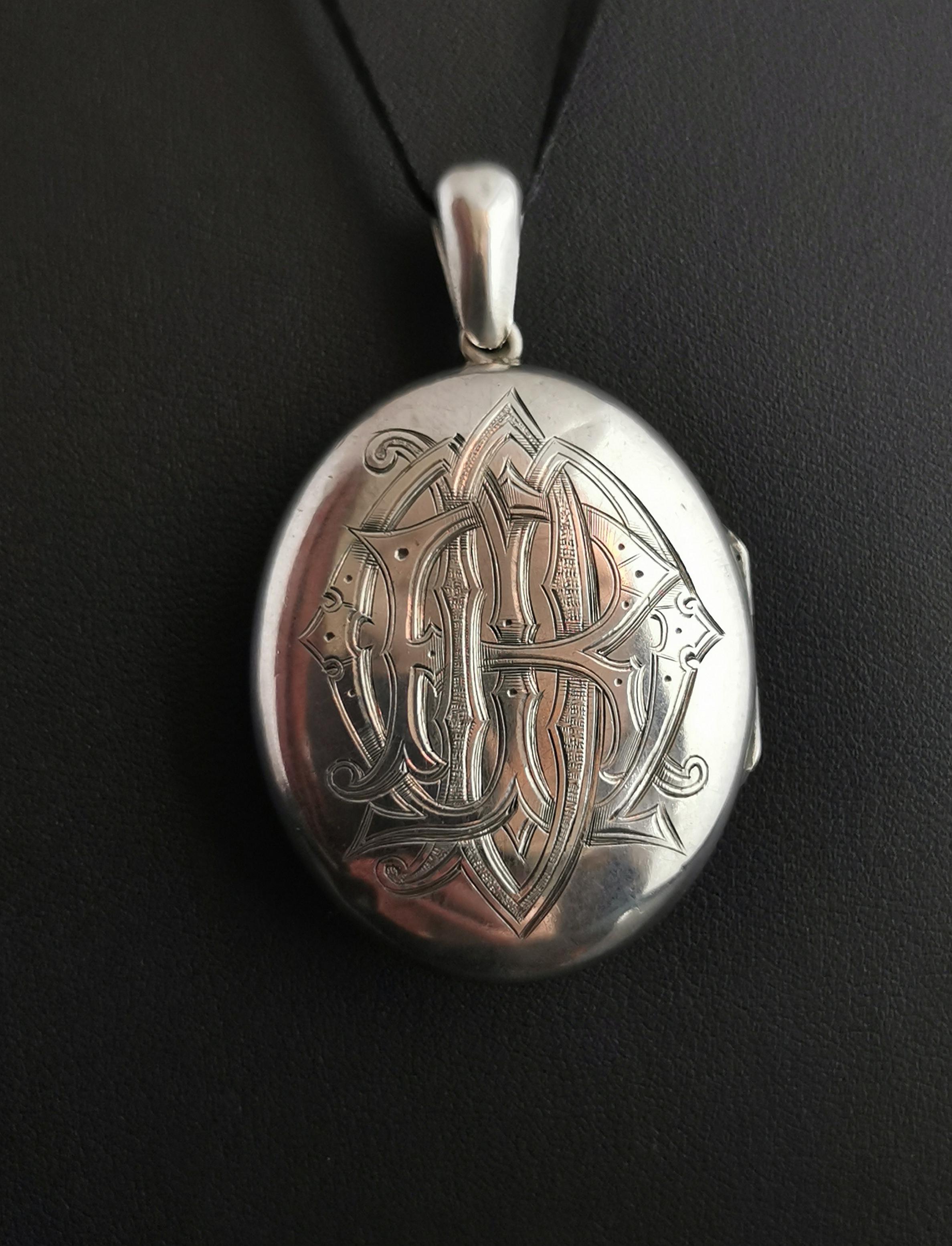 Viktorianische Silber-Trauer-Medaillon:: monogrammiert:: graviert 4