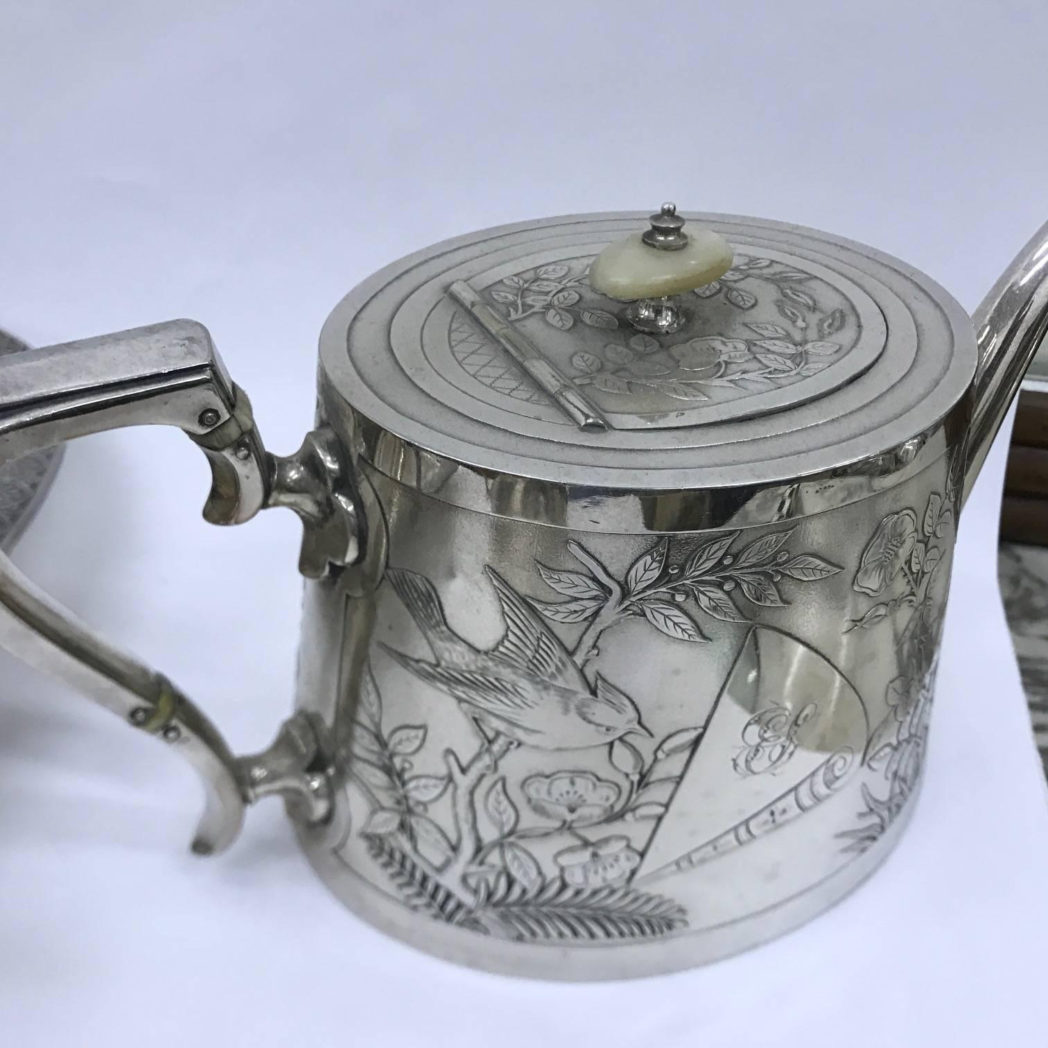 1880 Johnson & Co Victorian Silver Plated British Tea Service, Aesthetic Style In Good Condition In Aci Castello, IT