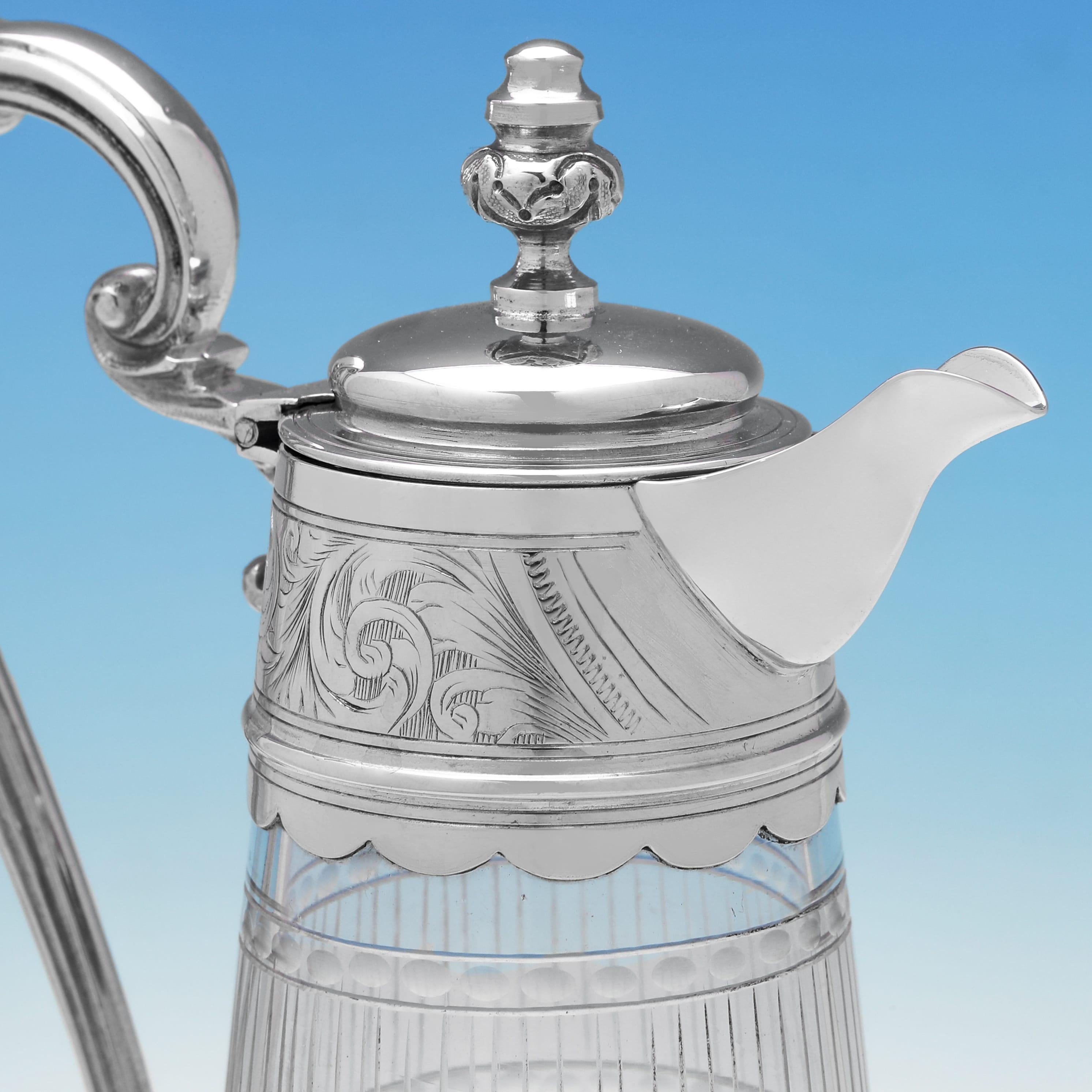 Inglese Brocca vittoriana in argento placcato con vetro acidato realizzata nel 1880 circa in vendita