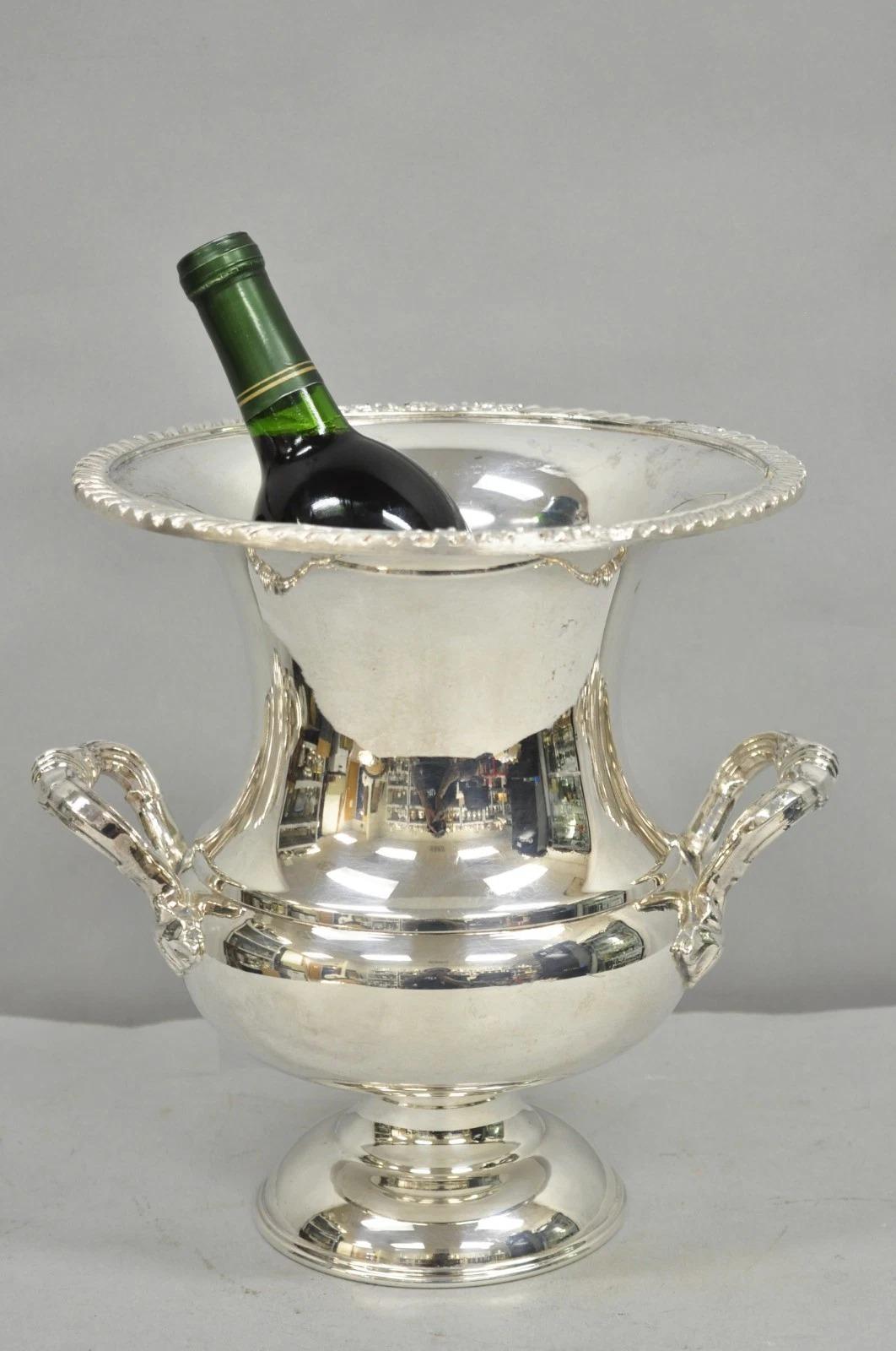 Antike viktorianischen Stil versilbert Potbelly Trophy Cup Champagner Chiller Bar Eis Eimer von English Silver Mfg. Gesellschaft. CIRCA Anfang des 20. Jahrhunderts. Abmessungen: 10,5