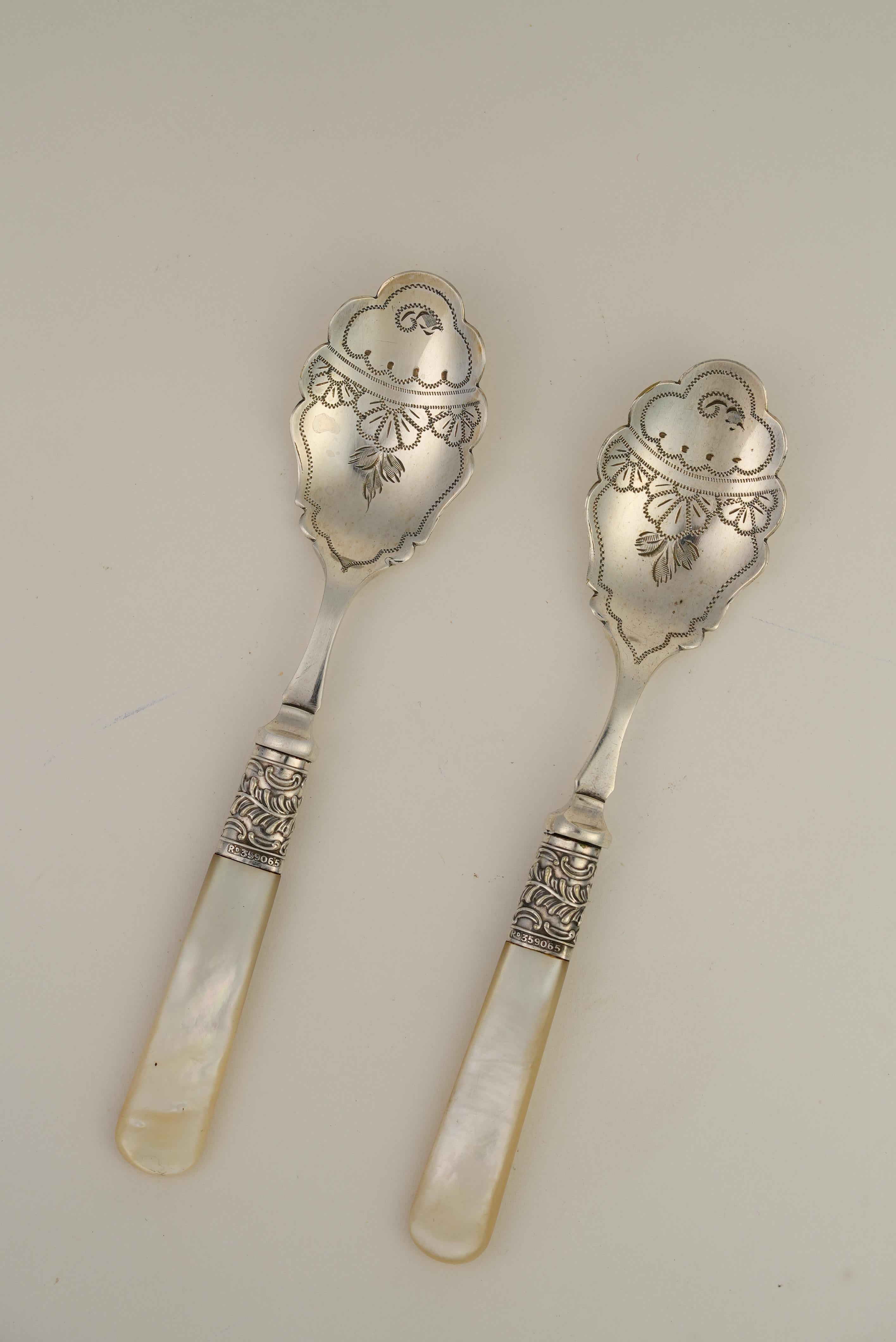 Hand-Carved Victorian Silver-Plated Spoons with Mother-of-Pearl Handles  Set of 2 For Sale