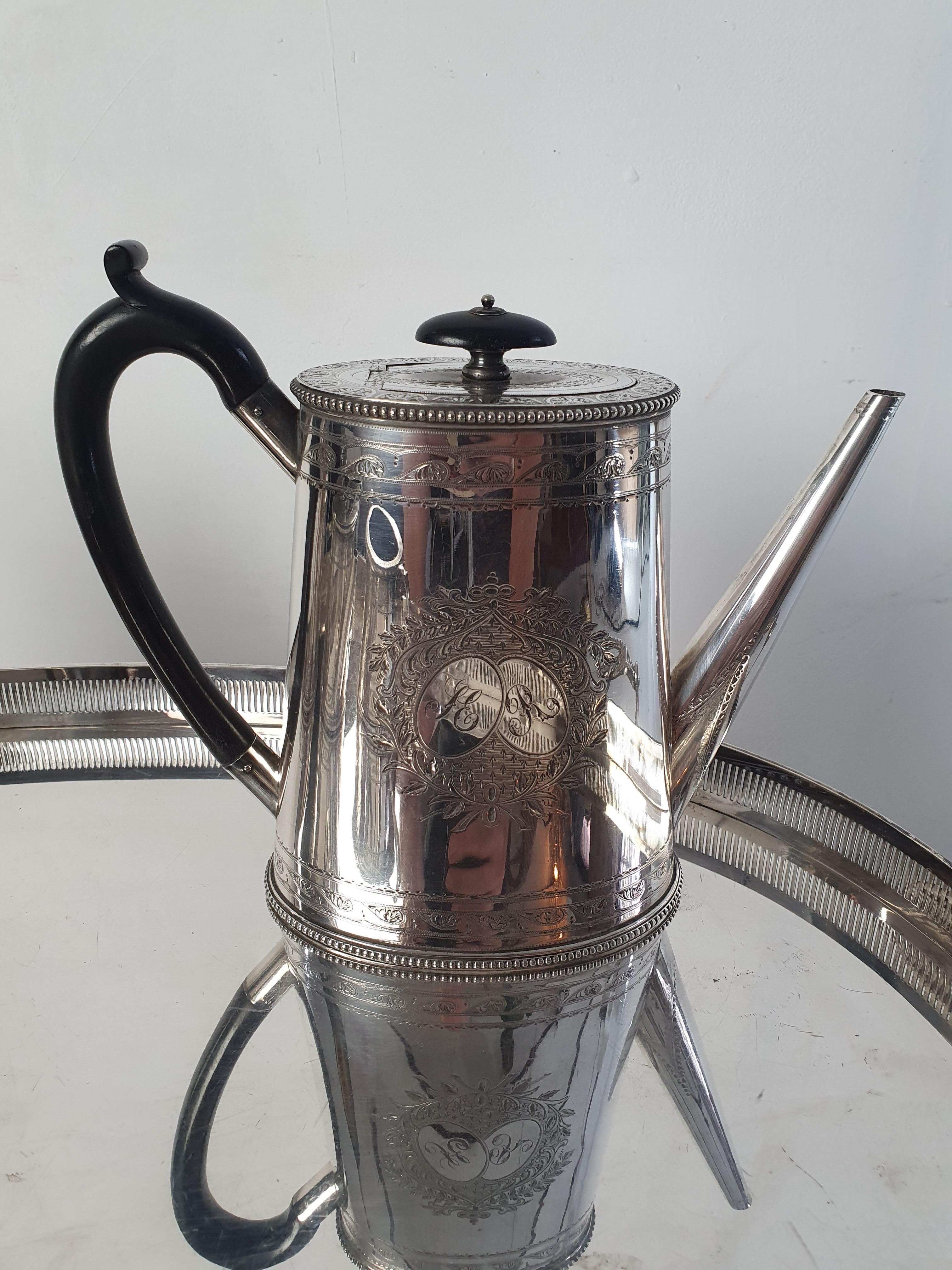 Viktorianisches versilbertes Tee- und Kaffeeservice-Set im Zustand „Gut“ im Angebot in Albano Laziale, Rome/Lazio