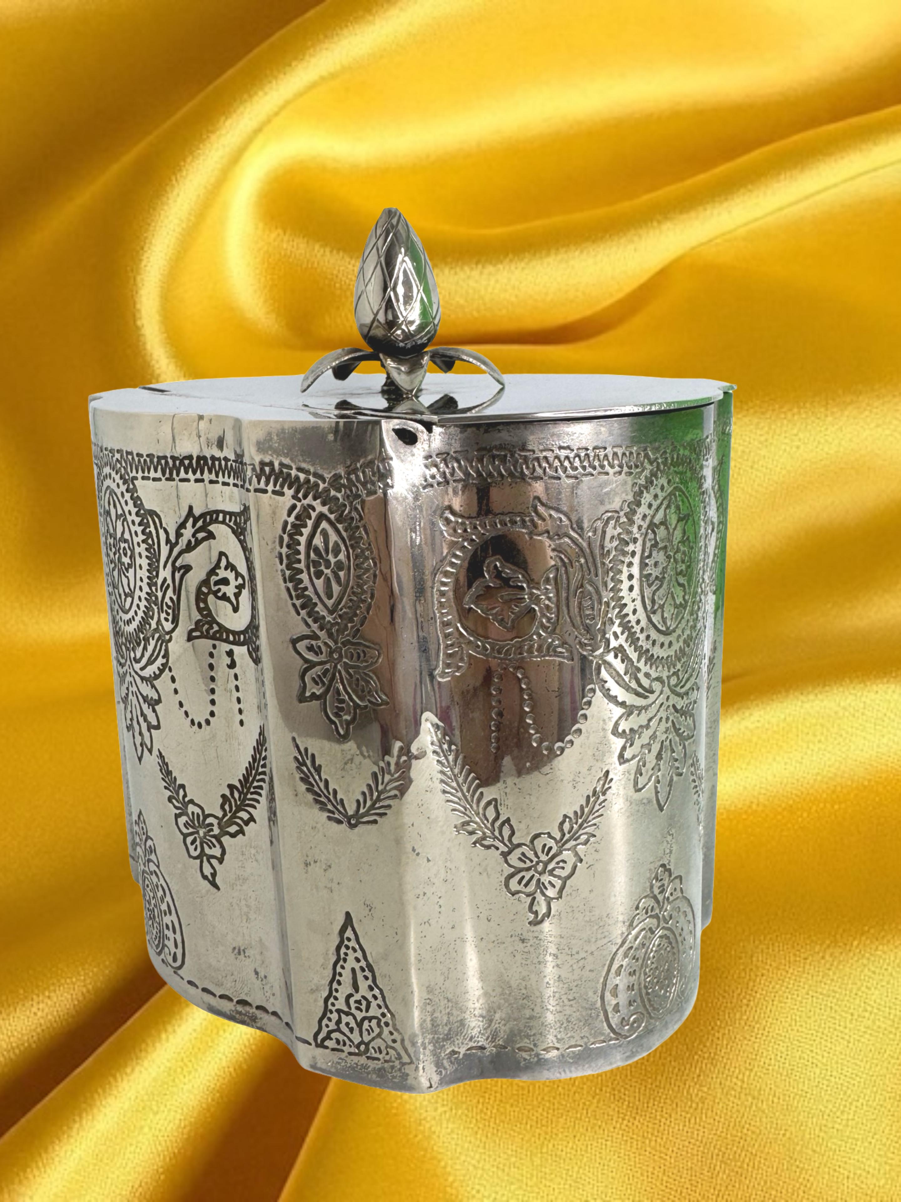 Victorian Silver-Plated Tea Caddy with Hinged Lid, 20th Century