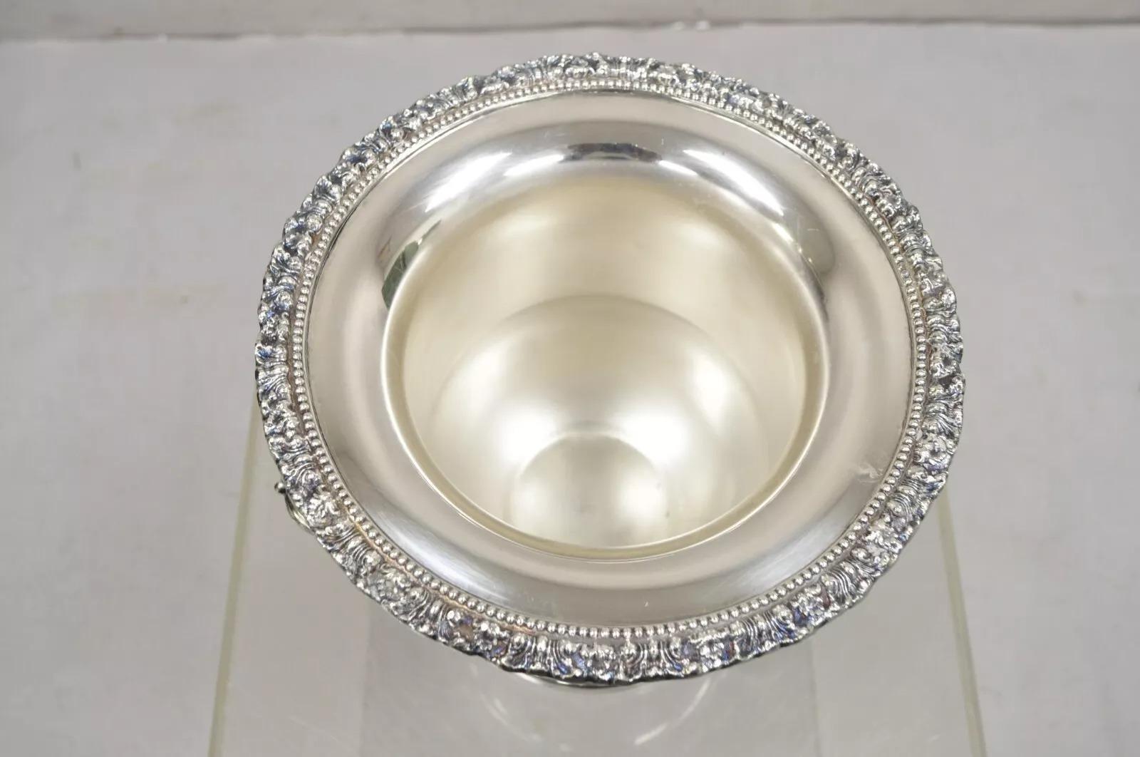 Victorian Silver Plated Twin Branch Handle Trophy Cup Champagne Ice Bucket In Good Condition For Sale In Philadelphia, PA