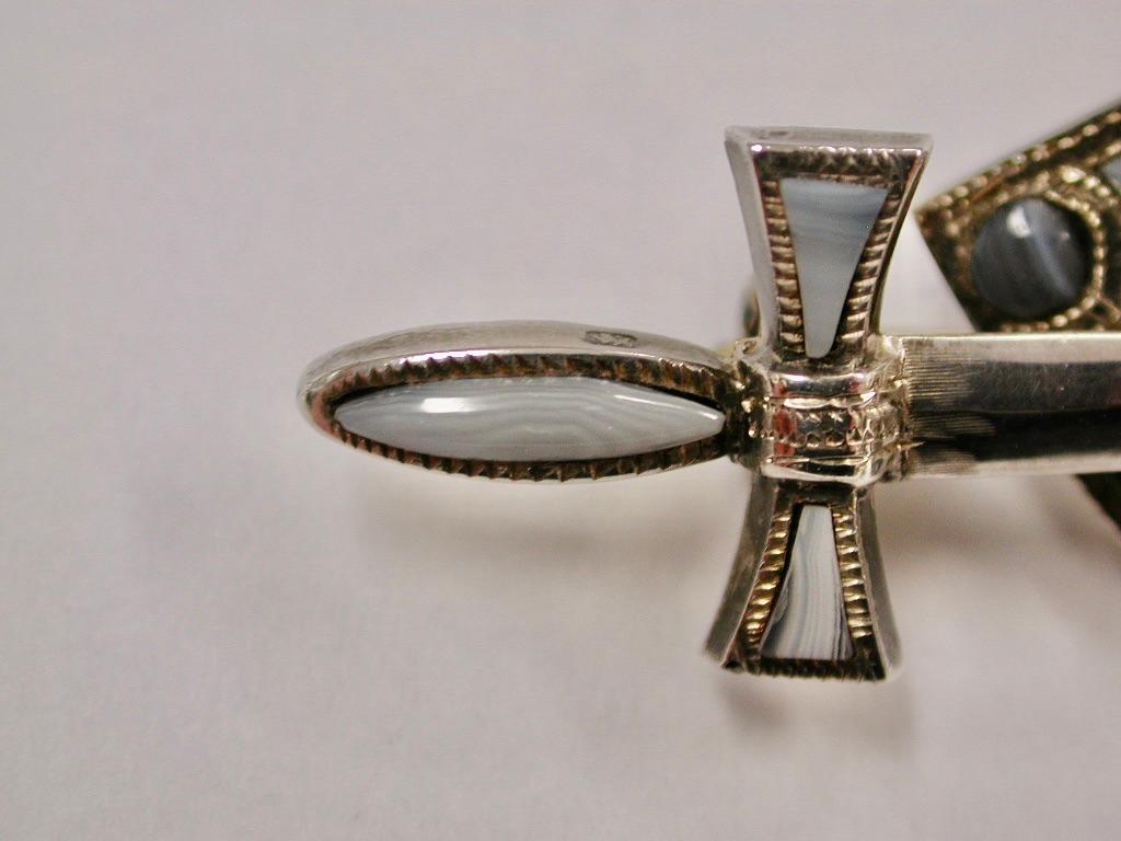 Tapered Baguette Victorian Silver Scotch Pebble Brooch Shield and Sword 1896 Adie & Lovekin B'ham For Sale