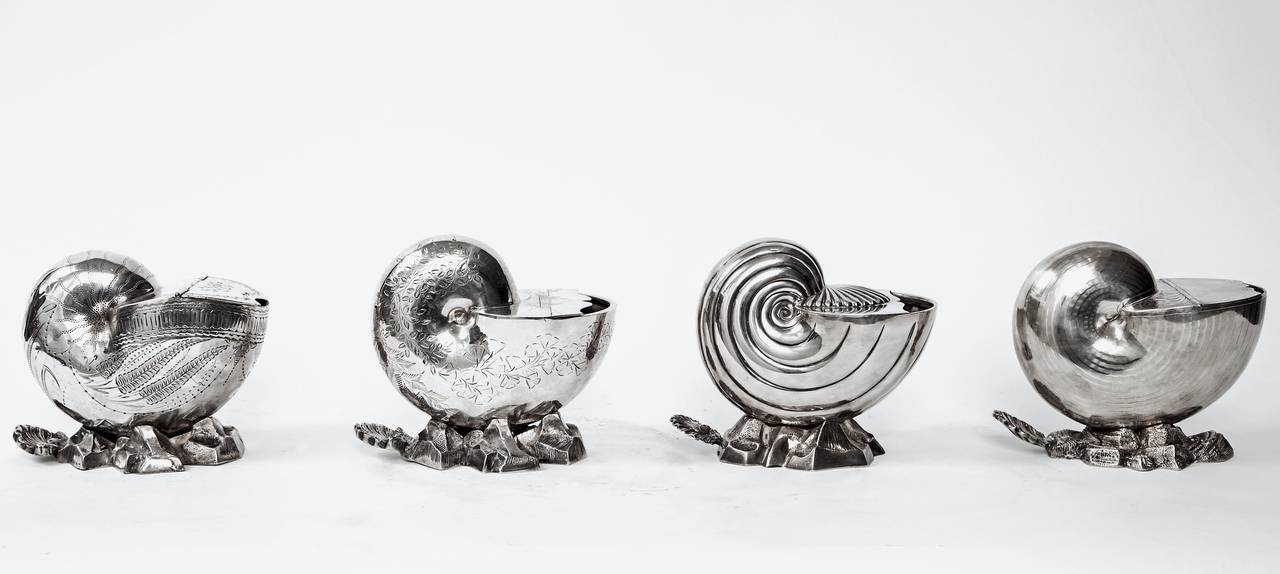 Victorian Silver Shell Spoon Warmers In Good Condition For Sale In New York, NY