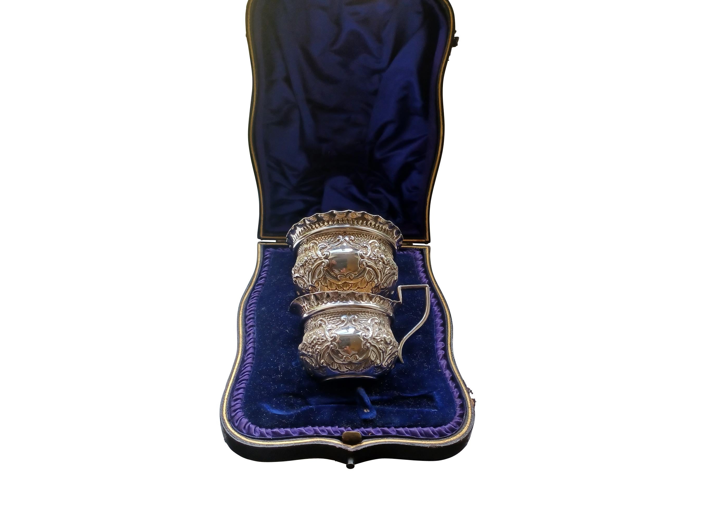Victorian Silver Sugar Bowl and Creamer with Foliate Embossing in Original Case For Sale 7