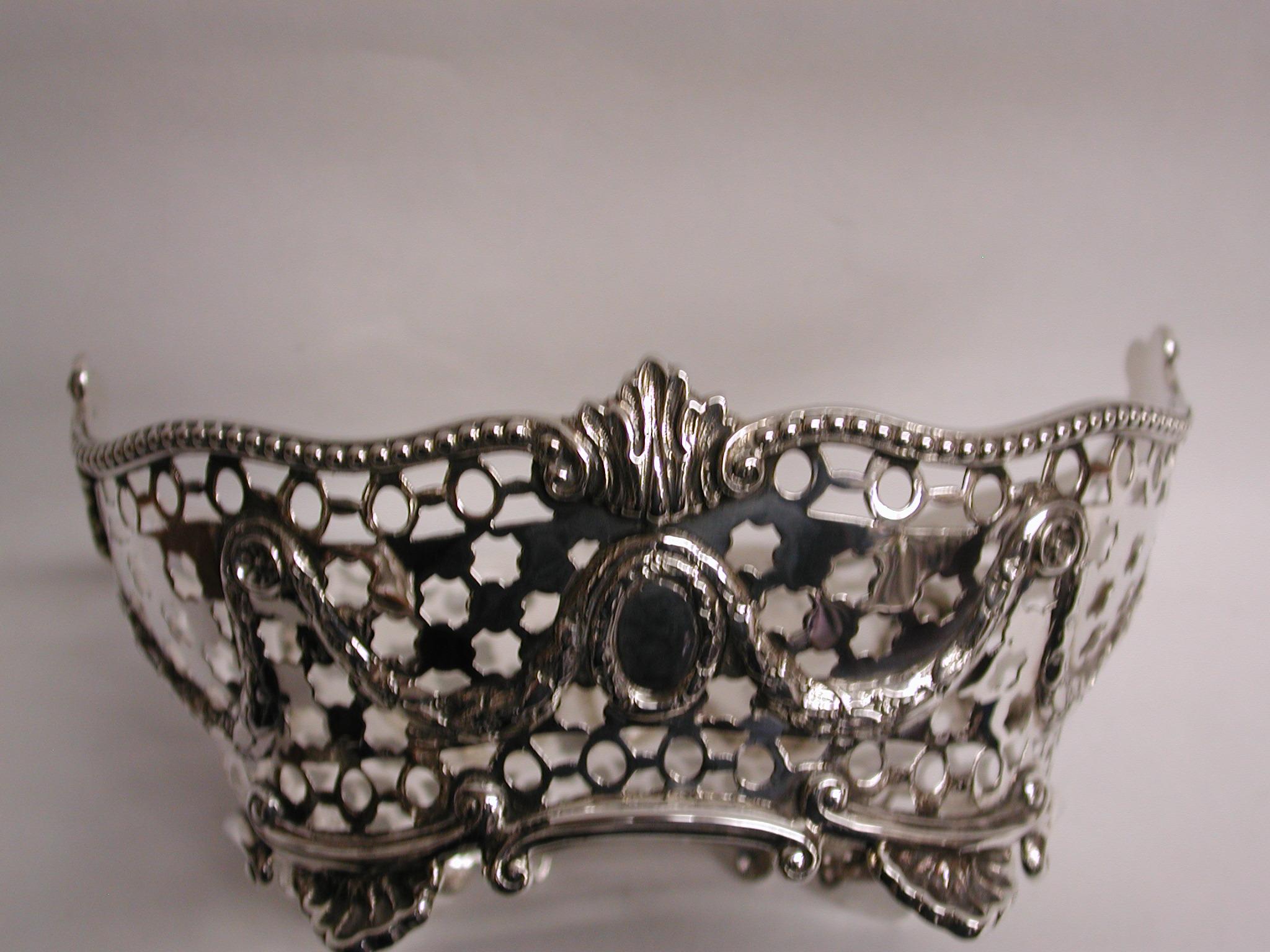 English Victorian Silver Sweet Dish, Dated 1898, Assayed in London Charles Stuart Harris For Sale