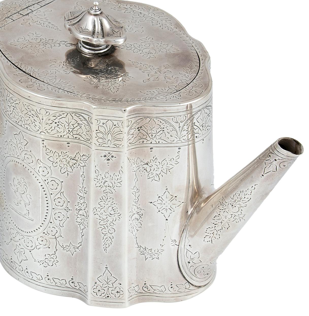 High Victorian Victorian Silver Teapot by E. Walter and J. Barnard, England, 1871
