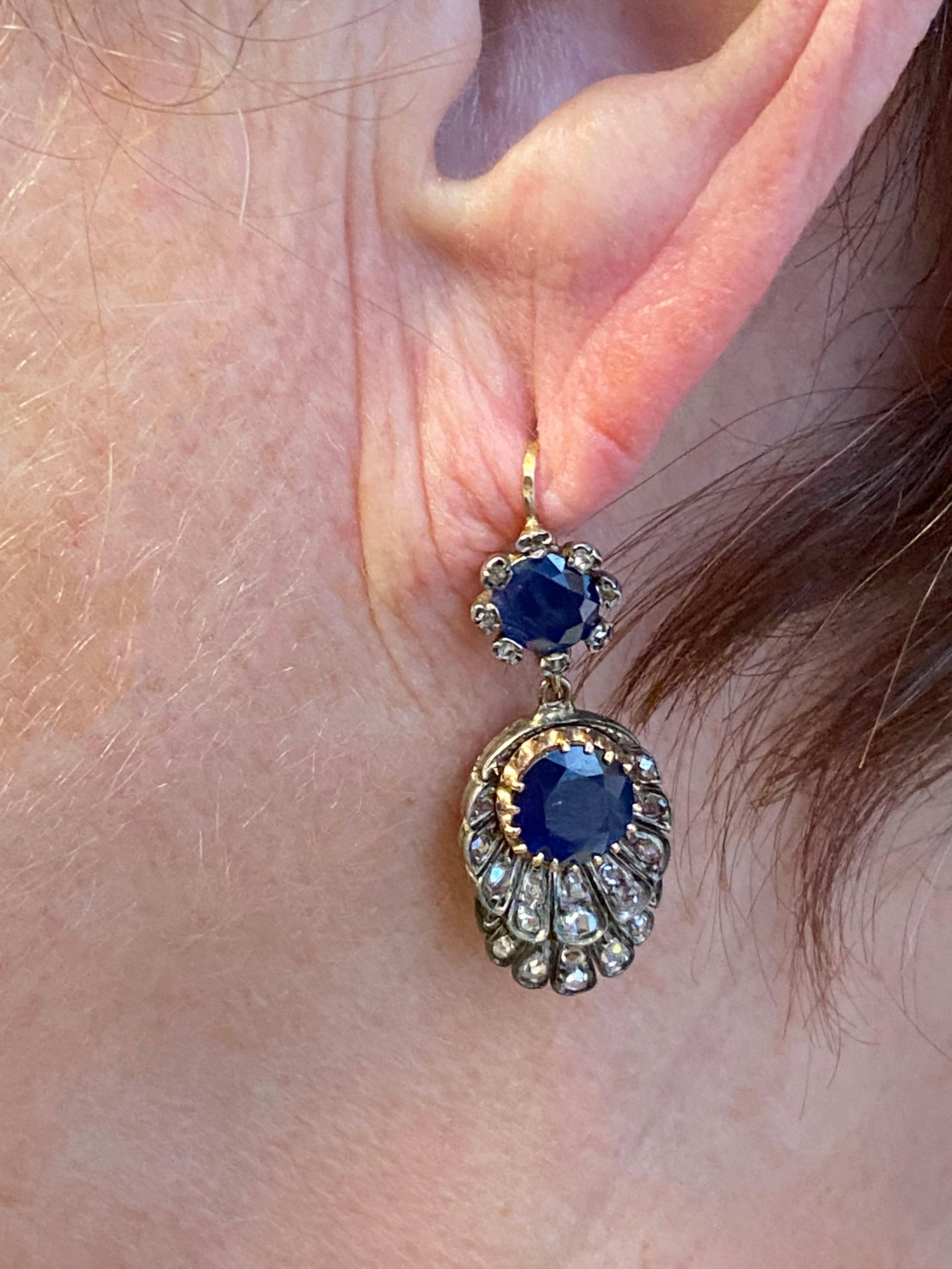 Victorian Silver Top Gold Backed Diamond and Sapphire Dangle Earrings In Excellent Condition In Chicago, IL