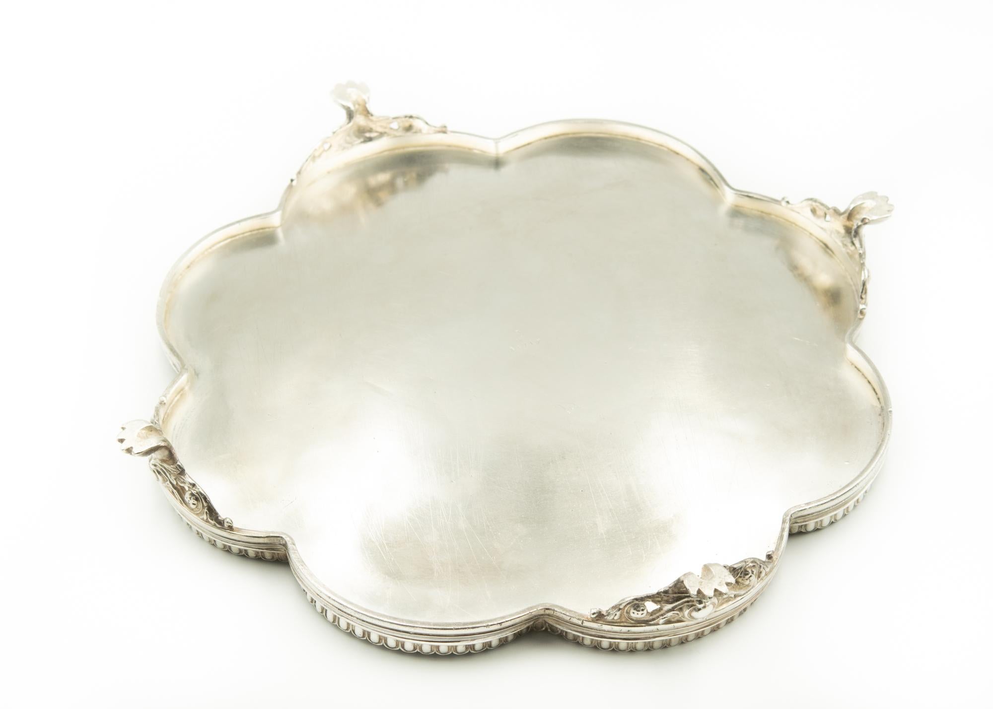 Victorian Silverplate Engraved Footed Tray with Claw Feet In Good Condition In Miami Beach, FL