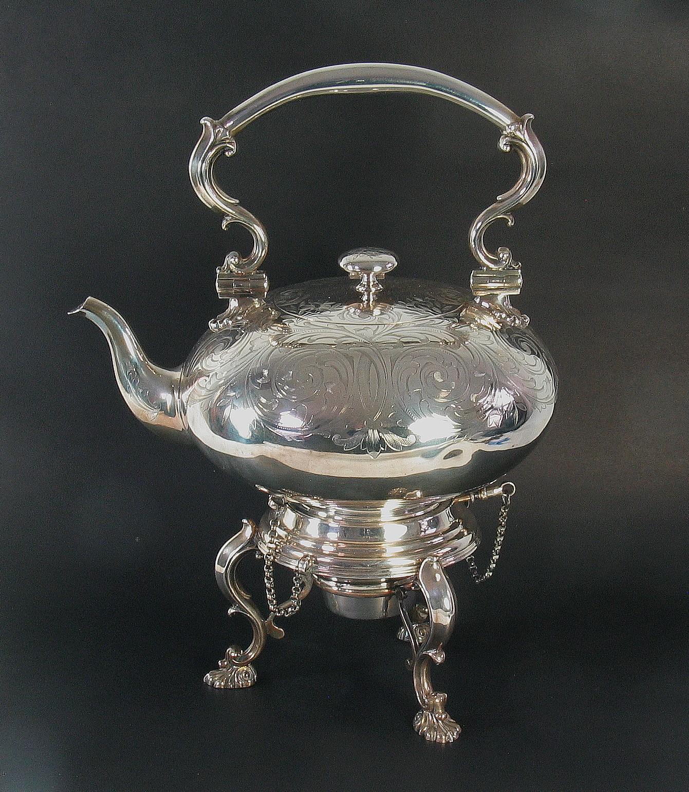 Tetera victoriana plateada con soporte y quemador Marca del fabricante Para Ellington & Co. Inglés en venta
