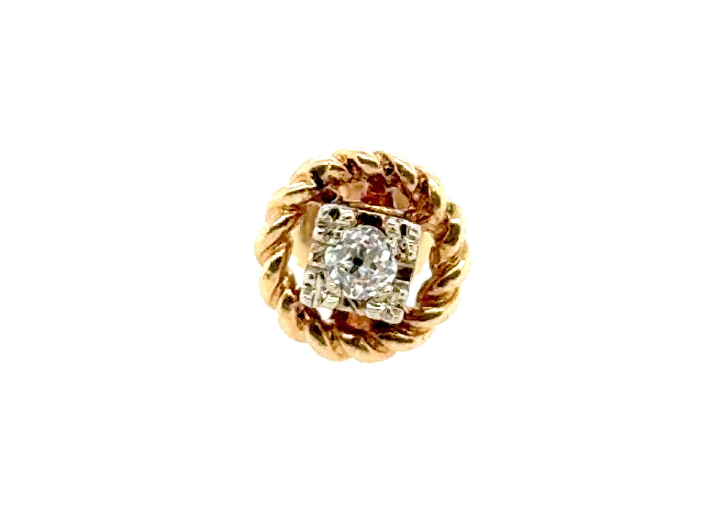 Orecchino vittoriano con diamante singolo estratto .10ct Old Mine con chiusura a vite originale 18