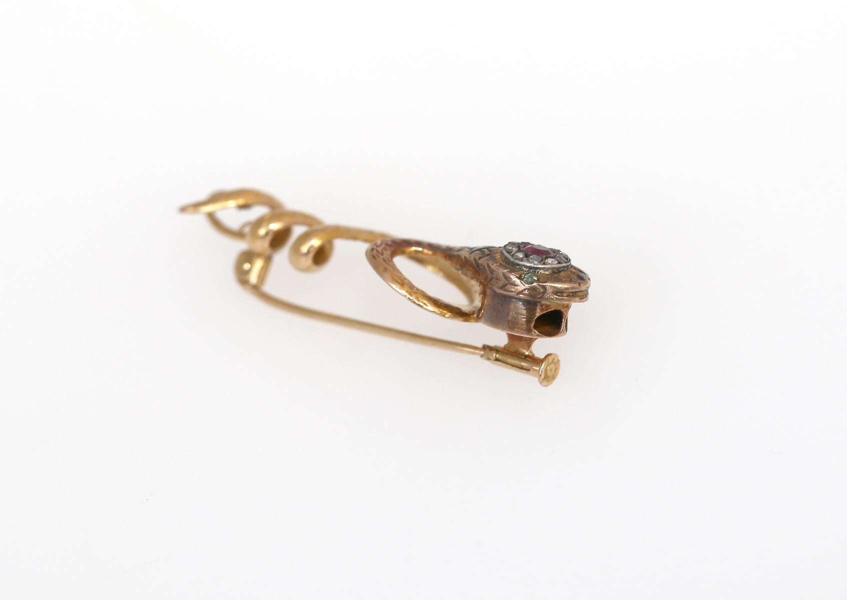 Victorian Snake Gold Brooch Pendant, 1890 In Fair Condition For Sale In Herzelia, Tel Aviv