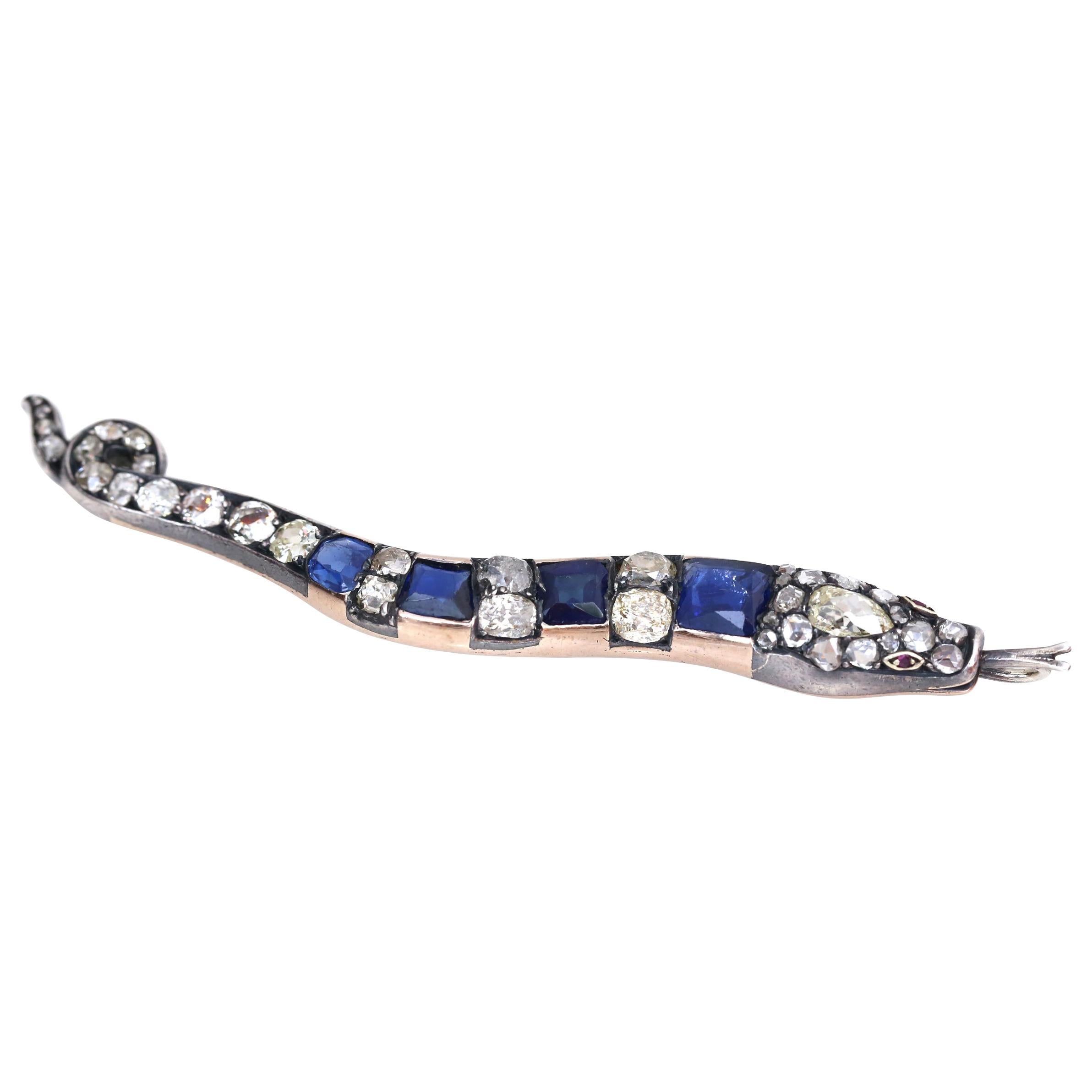 Taglio rotondo Pendente a serpente vittoriano Spilla di zaffiri 3,5 carati Diamanti 3,2 carati, 1890 in vendita